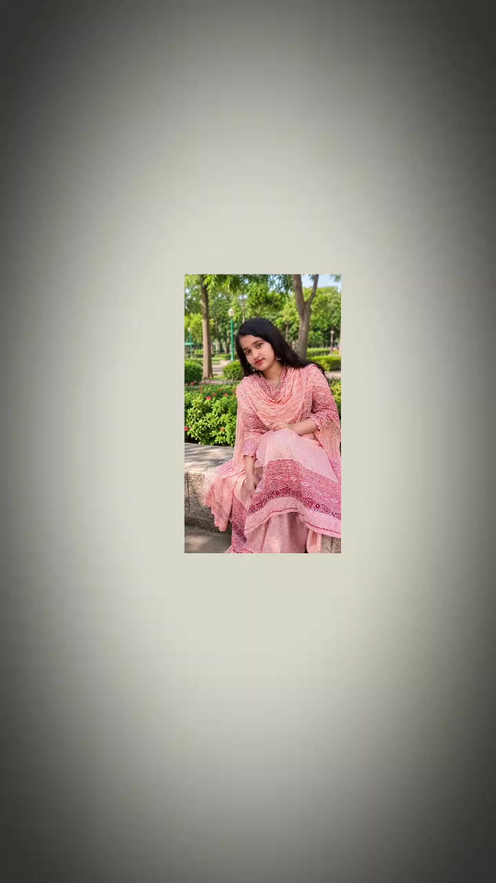@আম্মুর আদরের মেয়ে