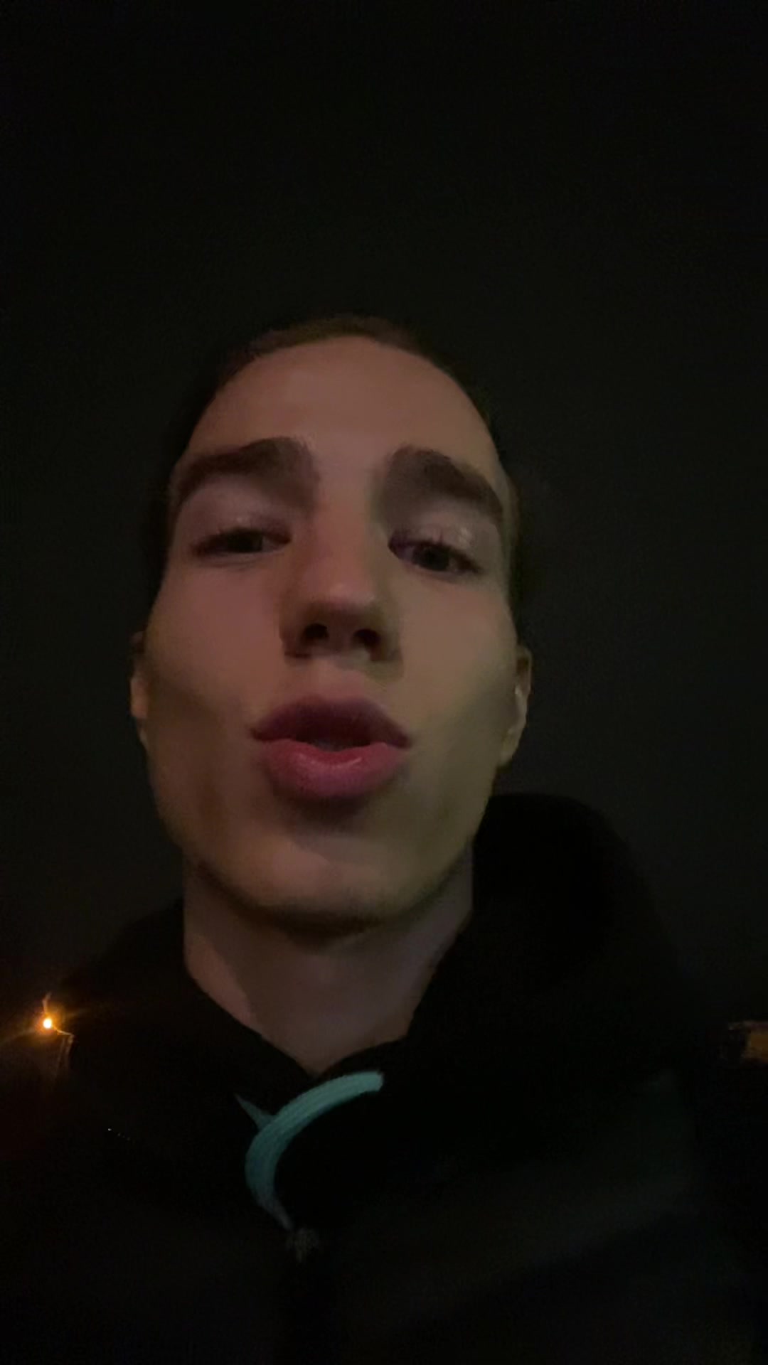 @🧛🏼