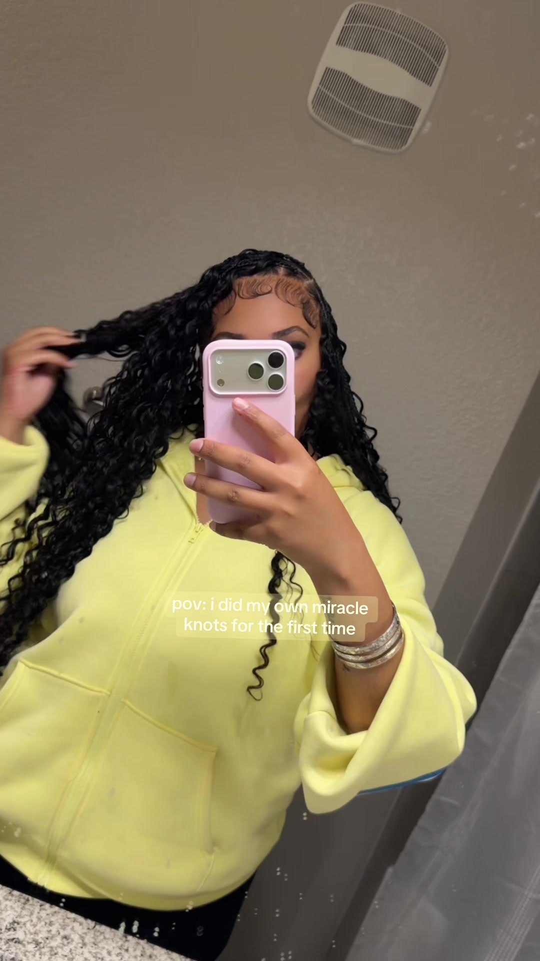 @monique