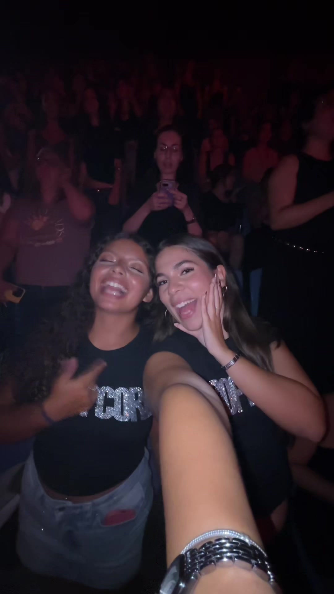@Larinha