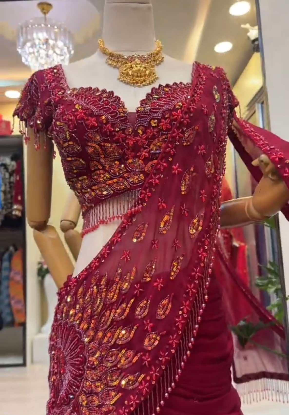 @R Square collection boutique