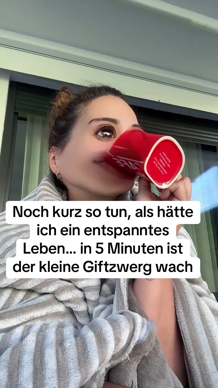 @eKe