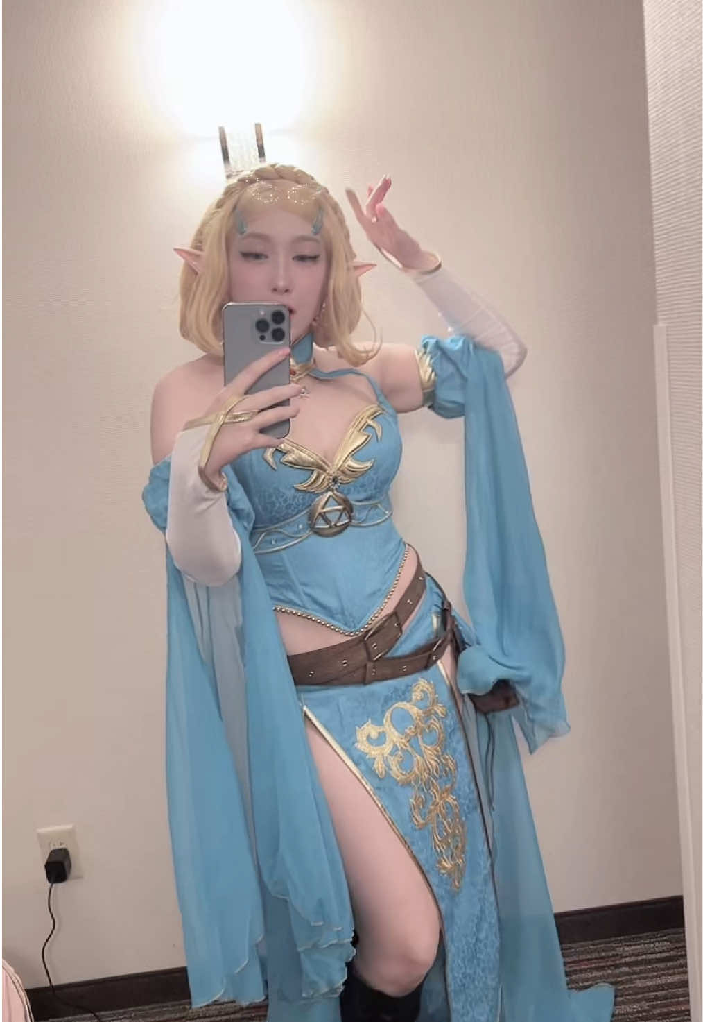 @mooneriya