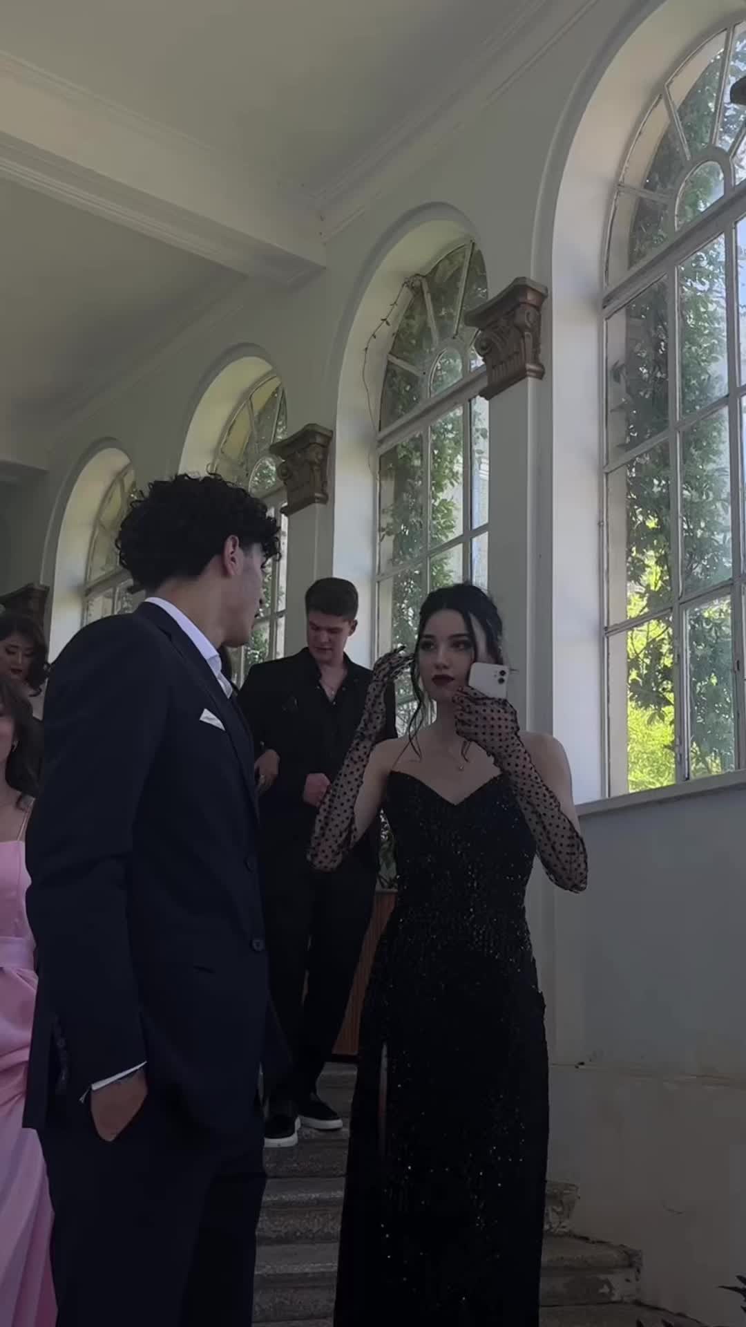 @nikushia