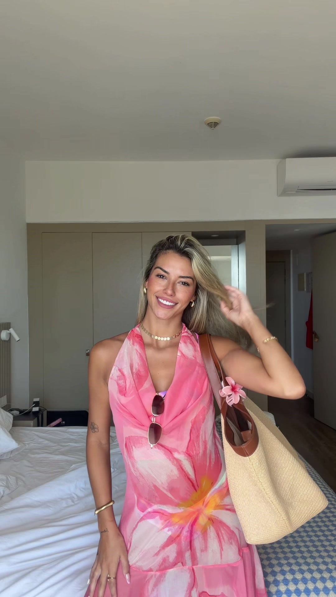 @leeilaleonn