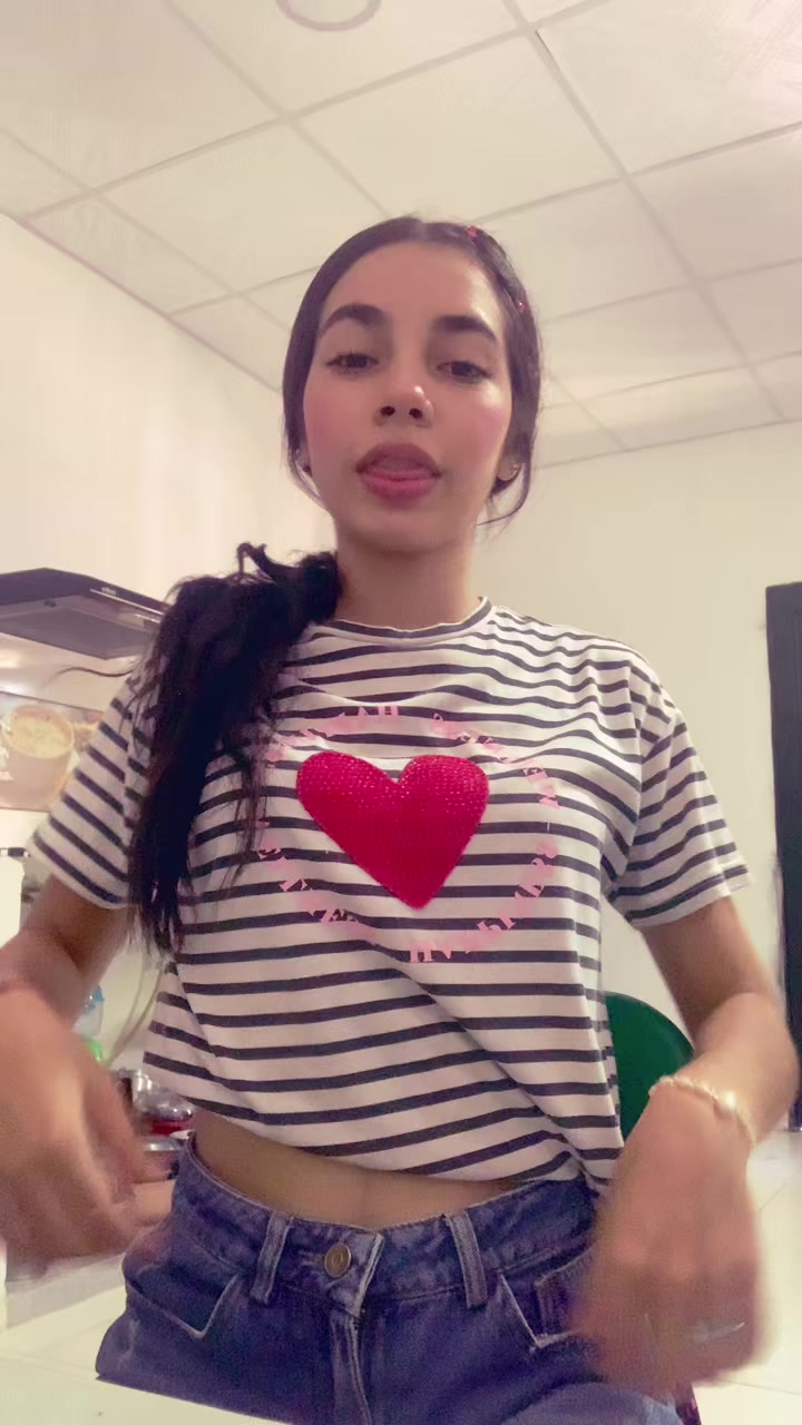 @vxlentina211_