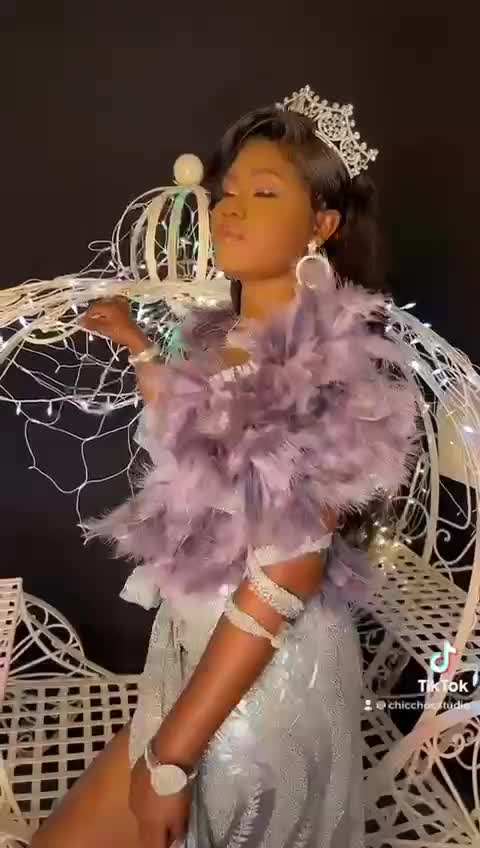 @akofaly