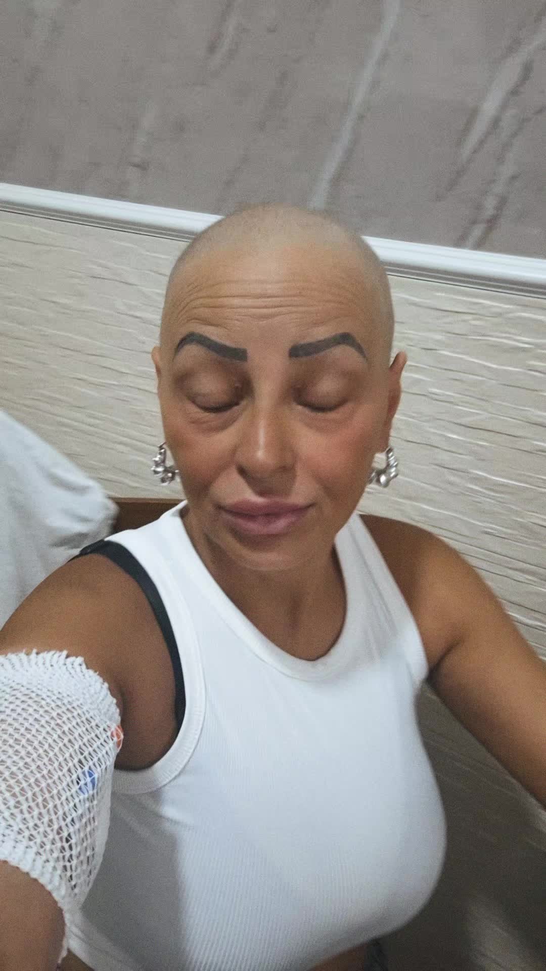 @minamarcoricci