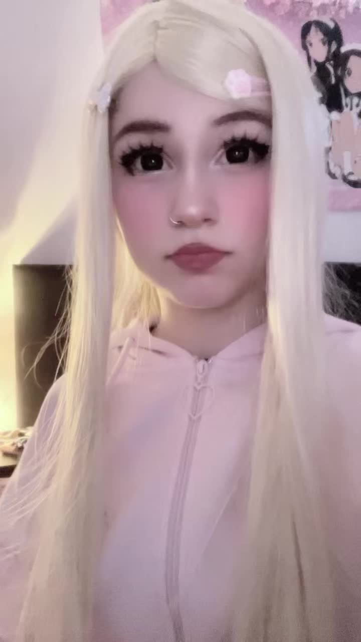 @Bunni 🐾🎀🧁