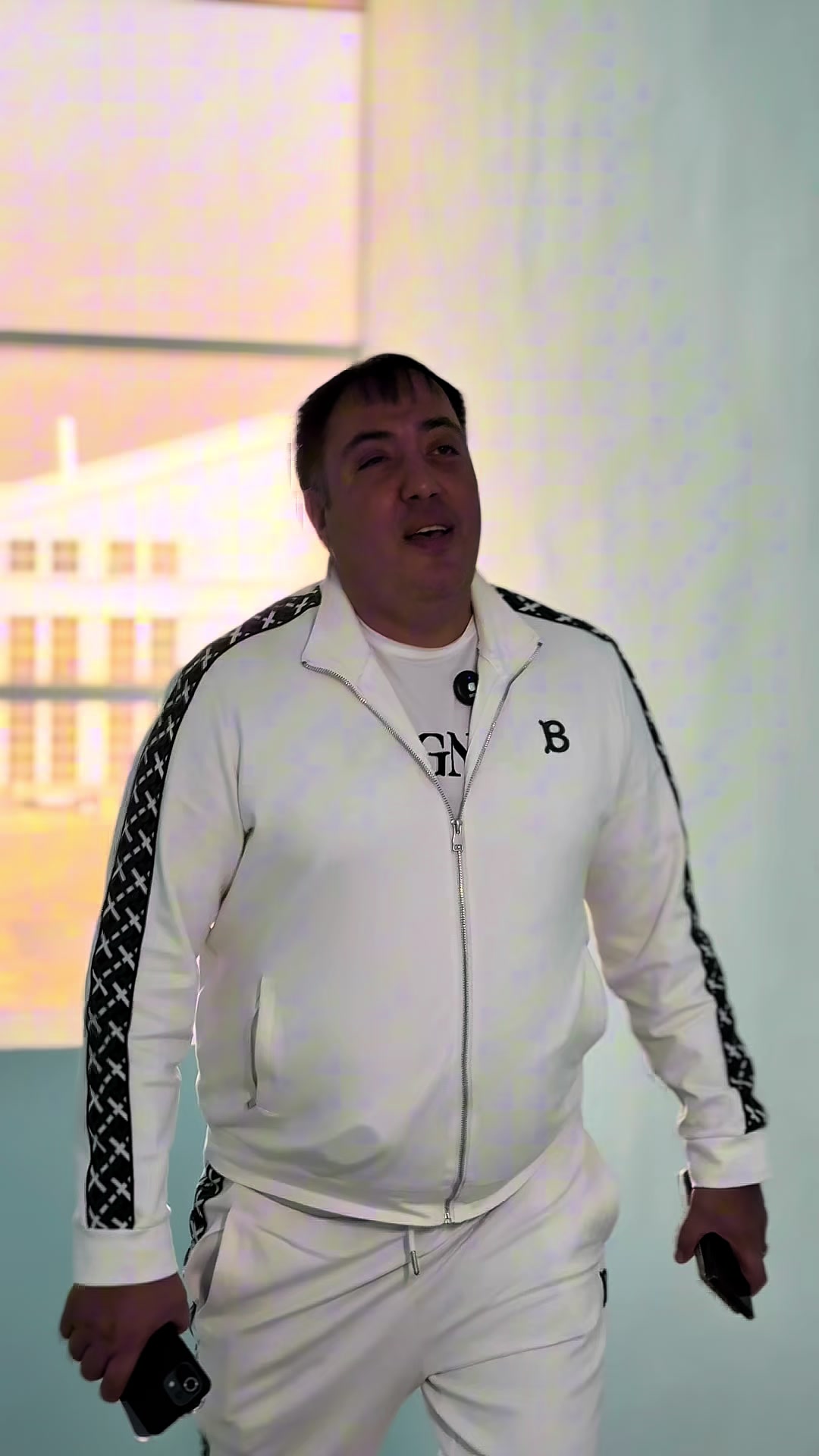 @B&Auml;HBITLI Eml&auml;k H.K