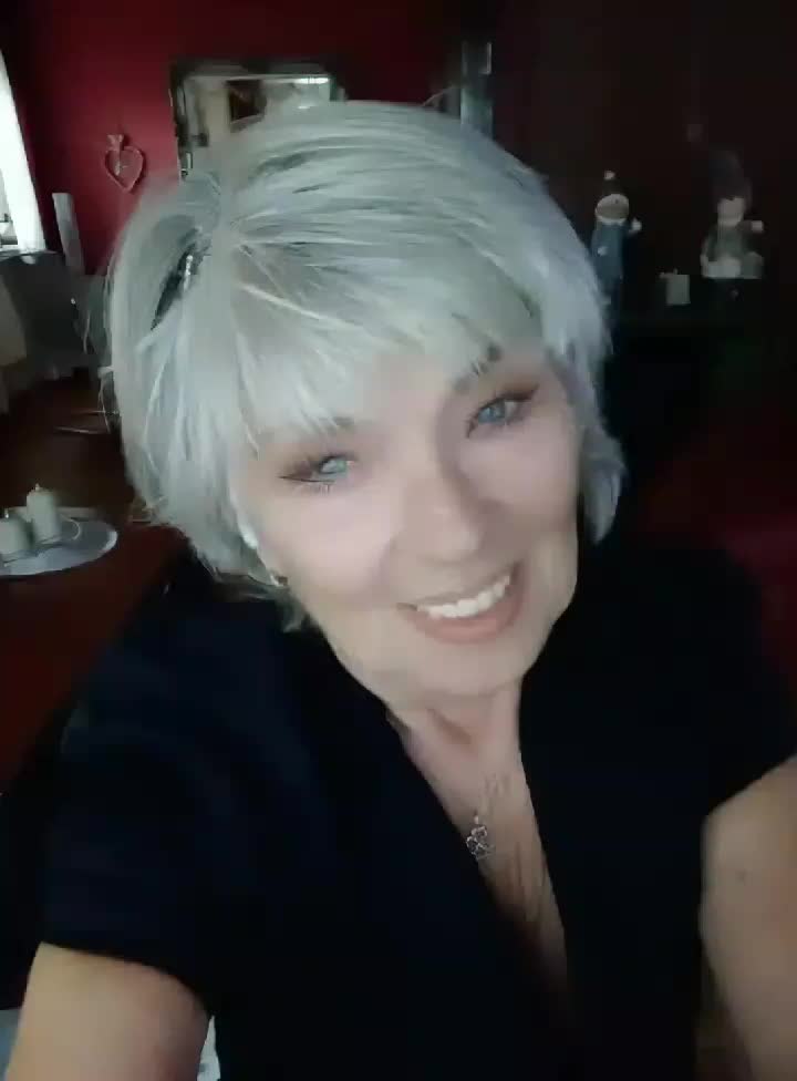 @Kleine Sch&uuml;tzin  😘🥰