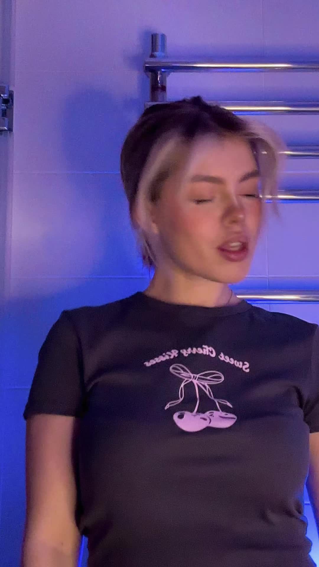 @nikonova1