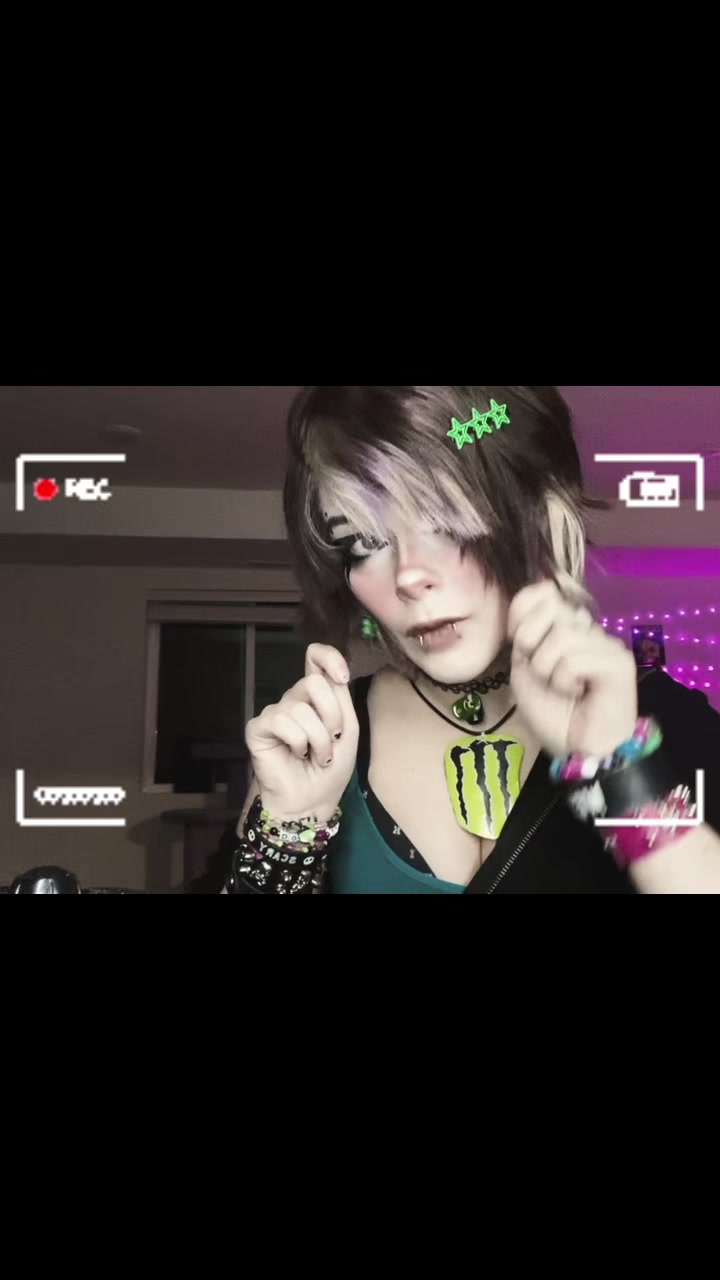 @Monster_Energy_Lover!!XD