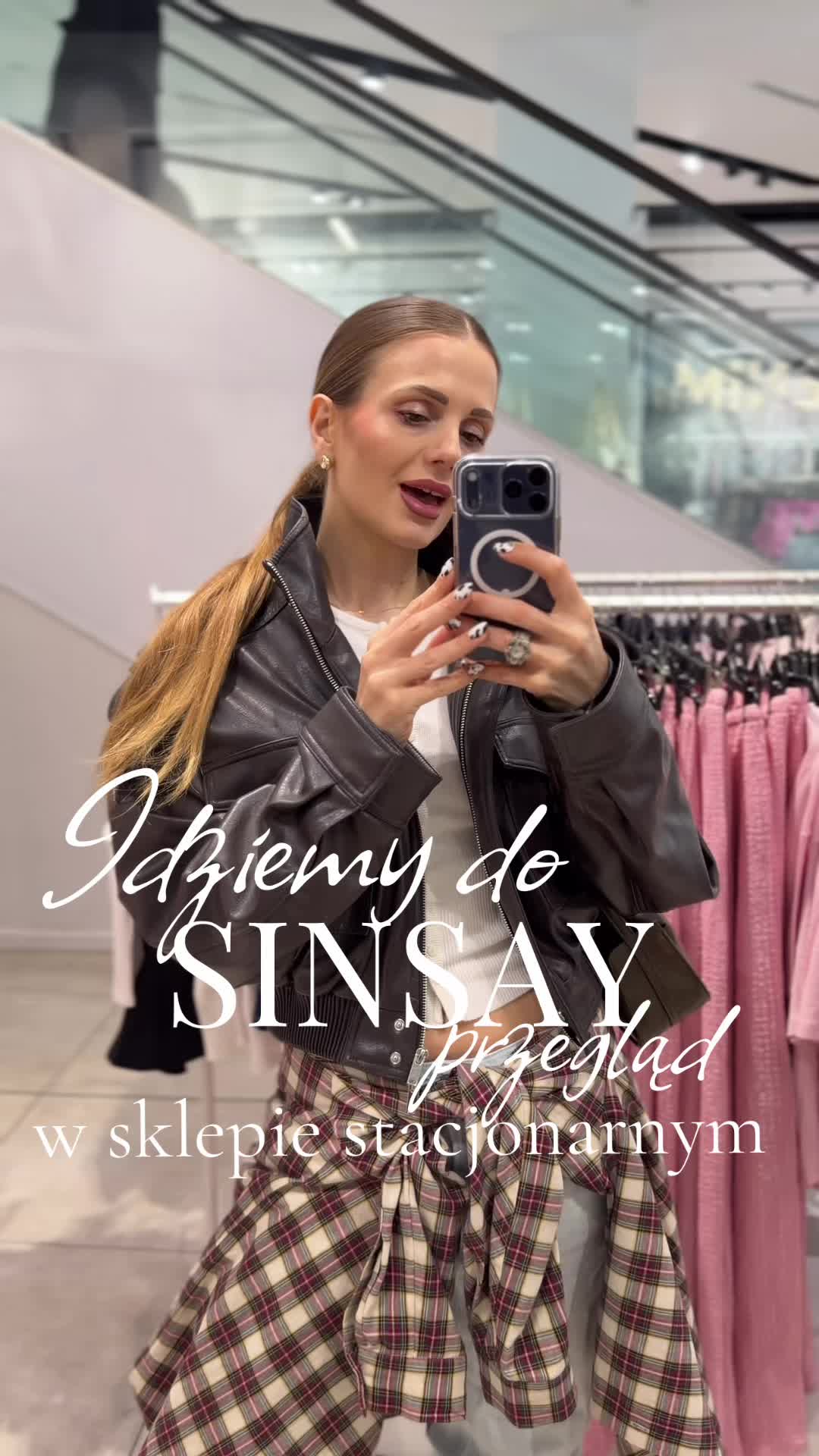 @Wertuiona Moda Zakupy Beauty