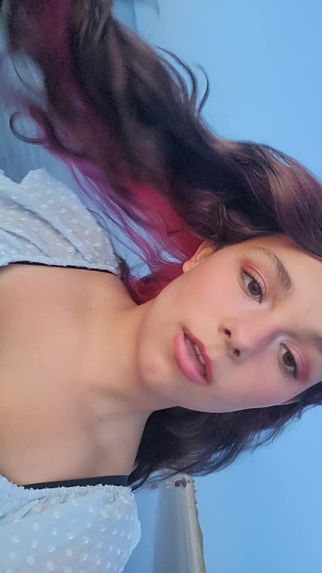 @Célia.LNS🌺🍉🪷🍓