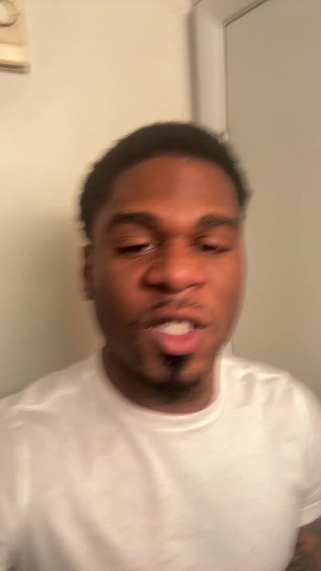 @Desean Logan-Russell🫢🫱🏾