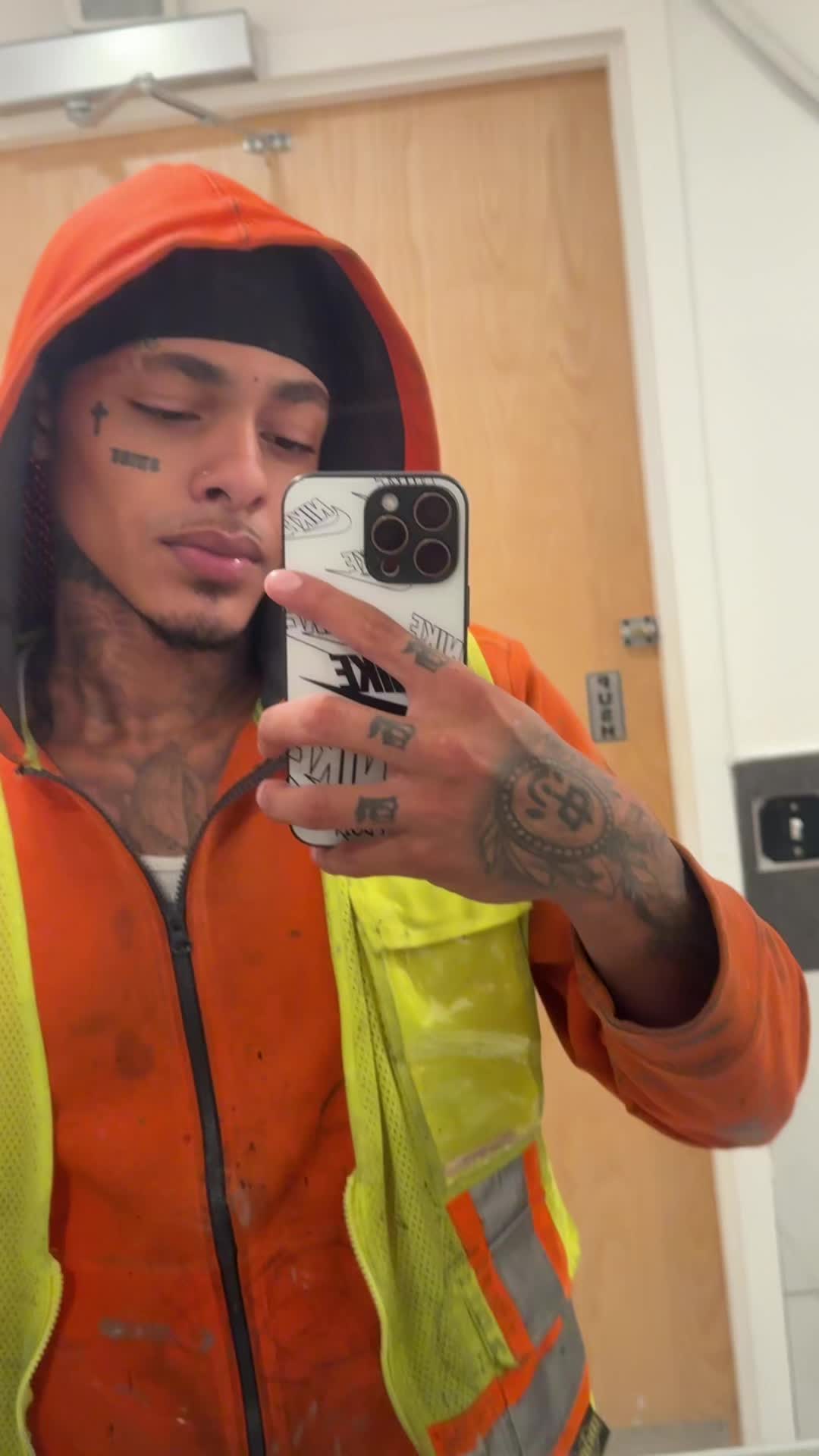 @Cjsoguapo