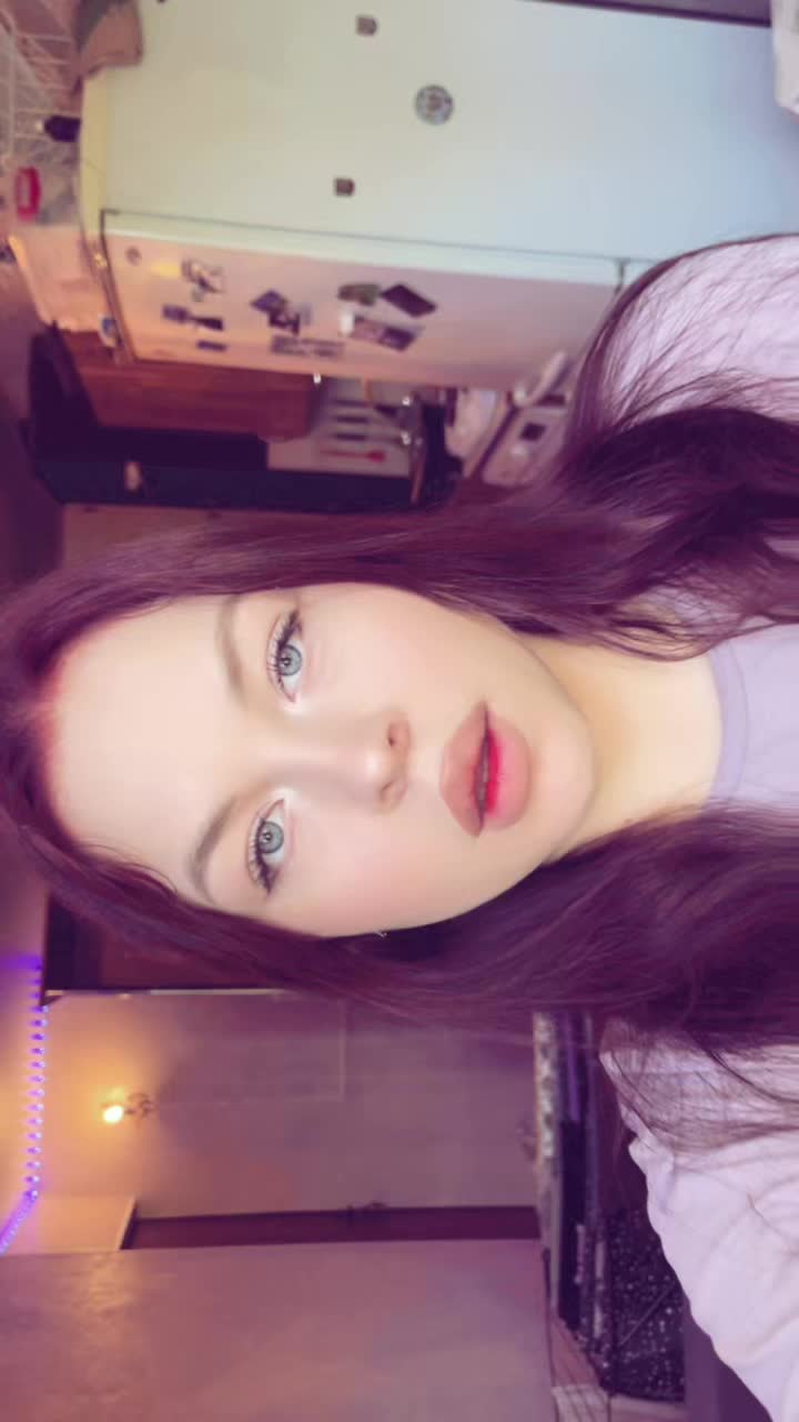 @Арина Никонова