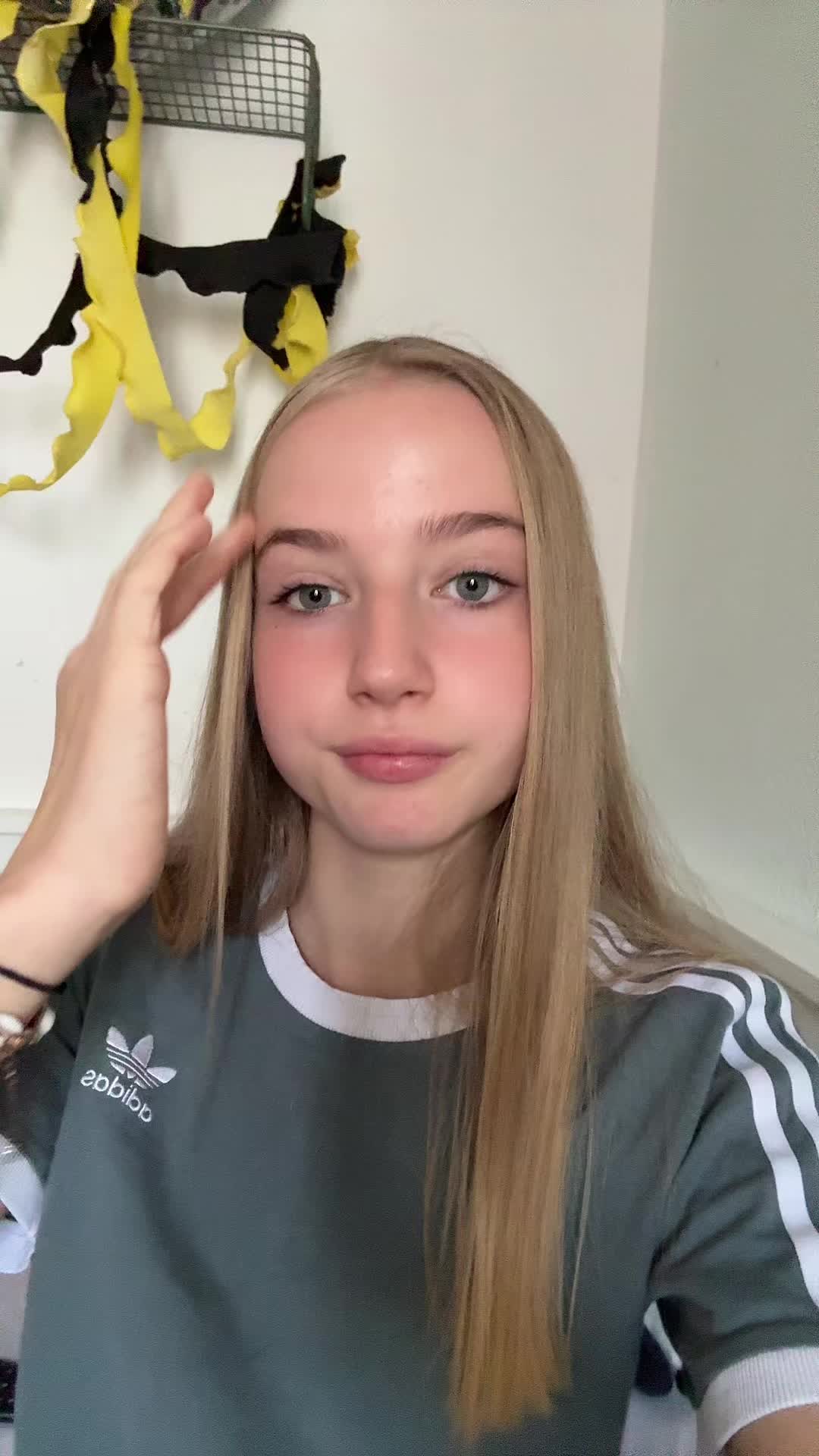 @Mia