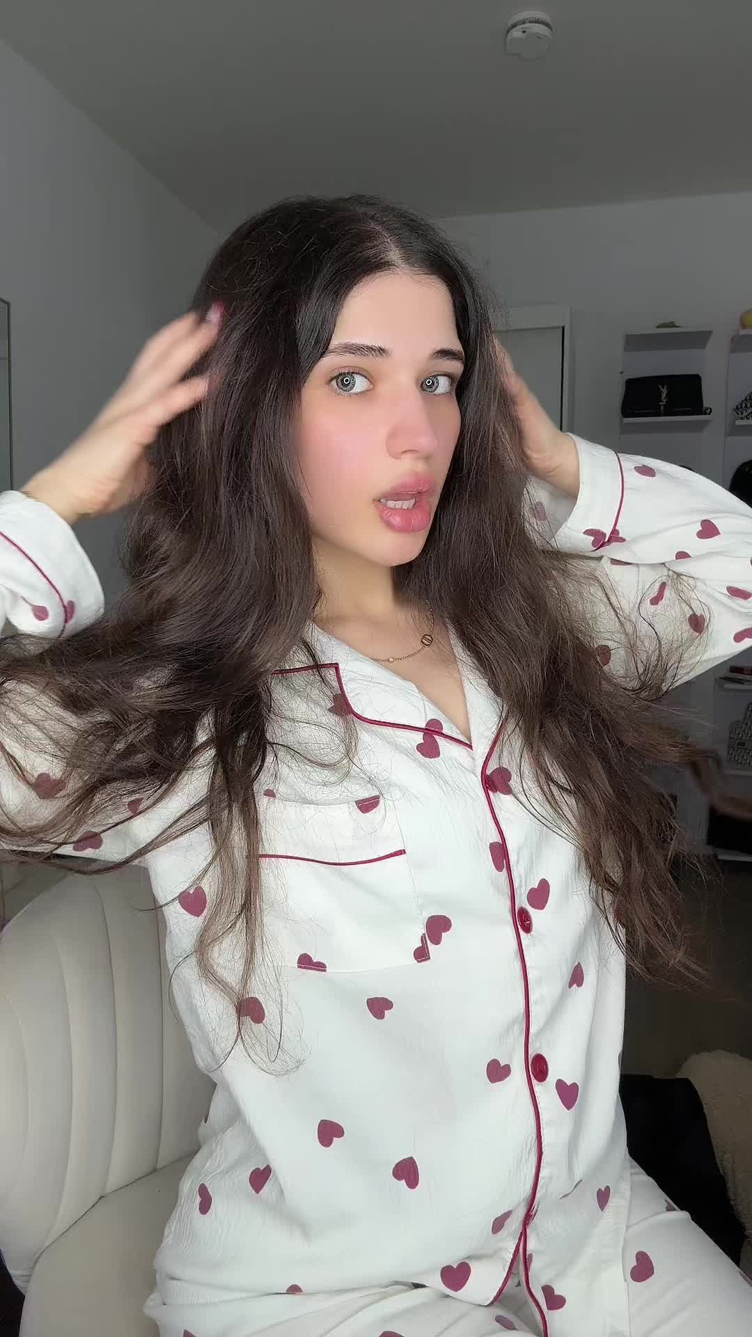 @Fr.Melinai