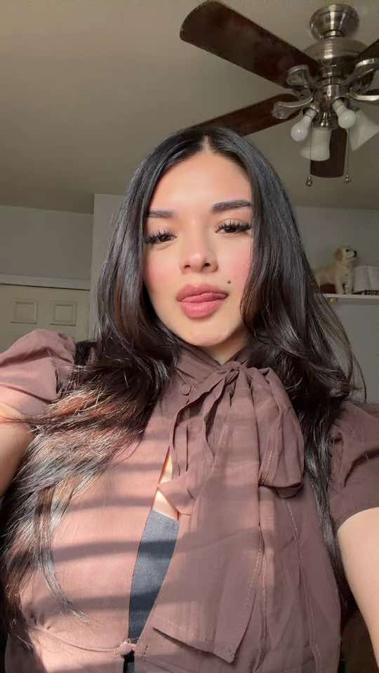 @𝐌𝐞𝐥𝐢𝐬𝐬𝐚 𝐑𝐞𝐲𝐞𝐬
