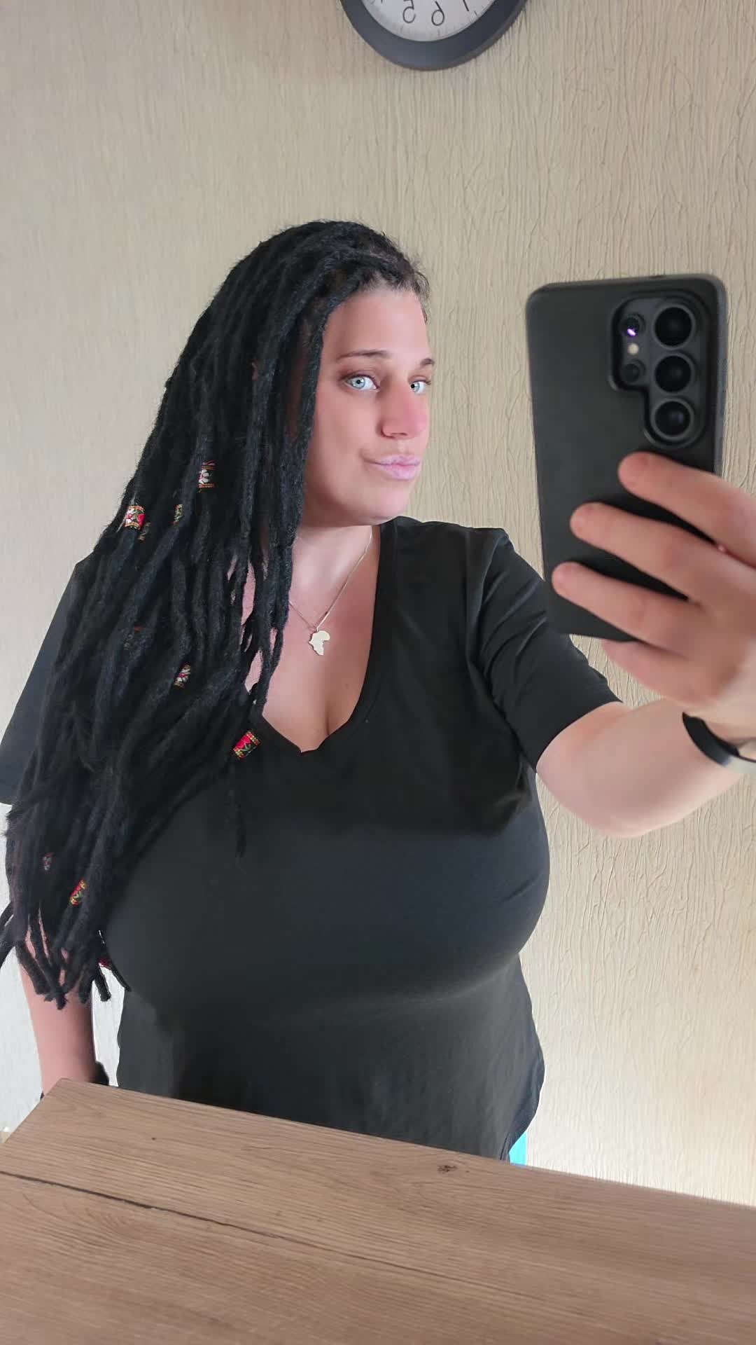 @Nadine Anna Ebanga Meyanga