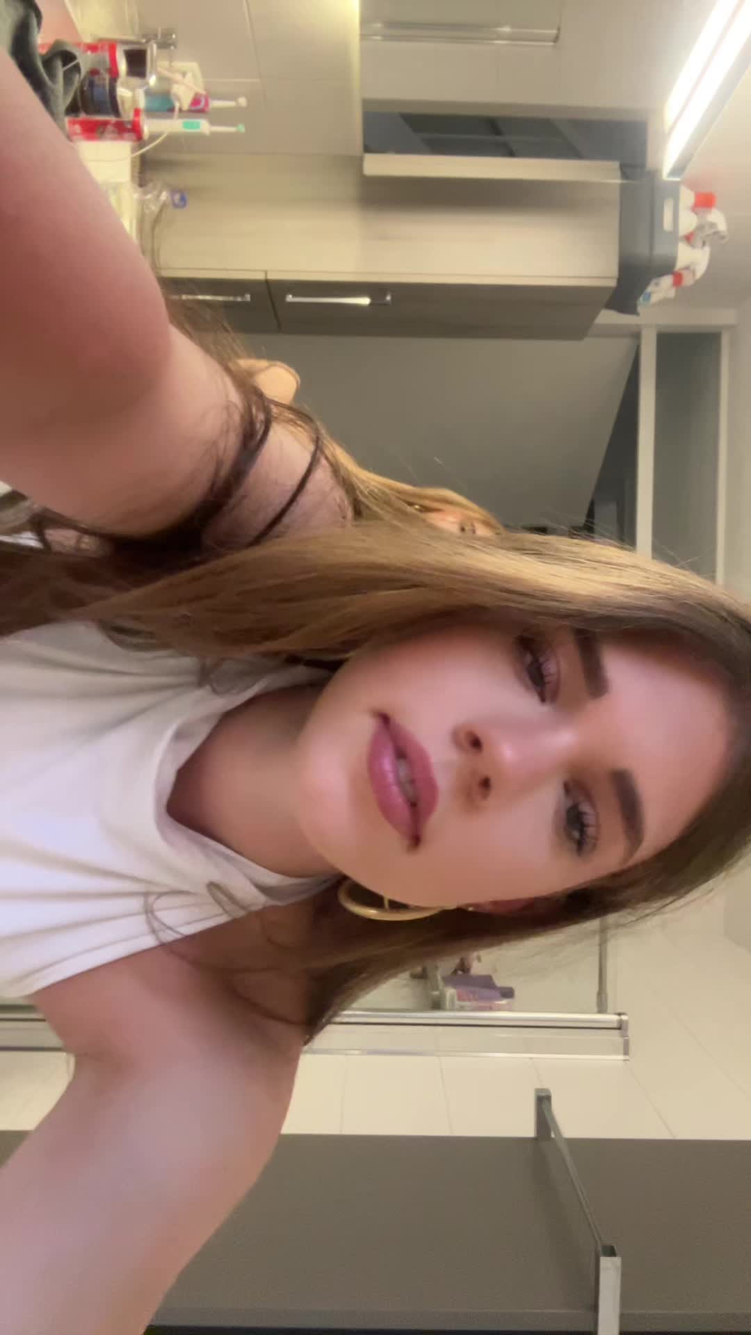 @Babezzzz🥂🥂🥂