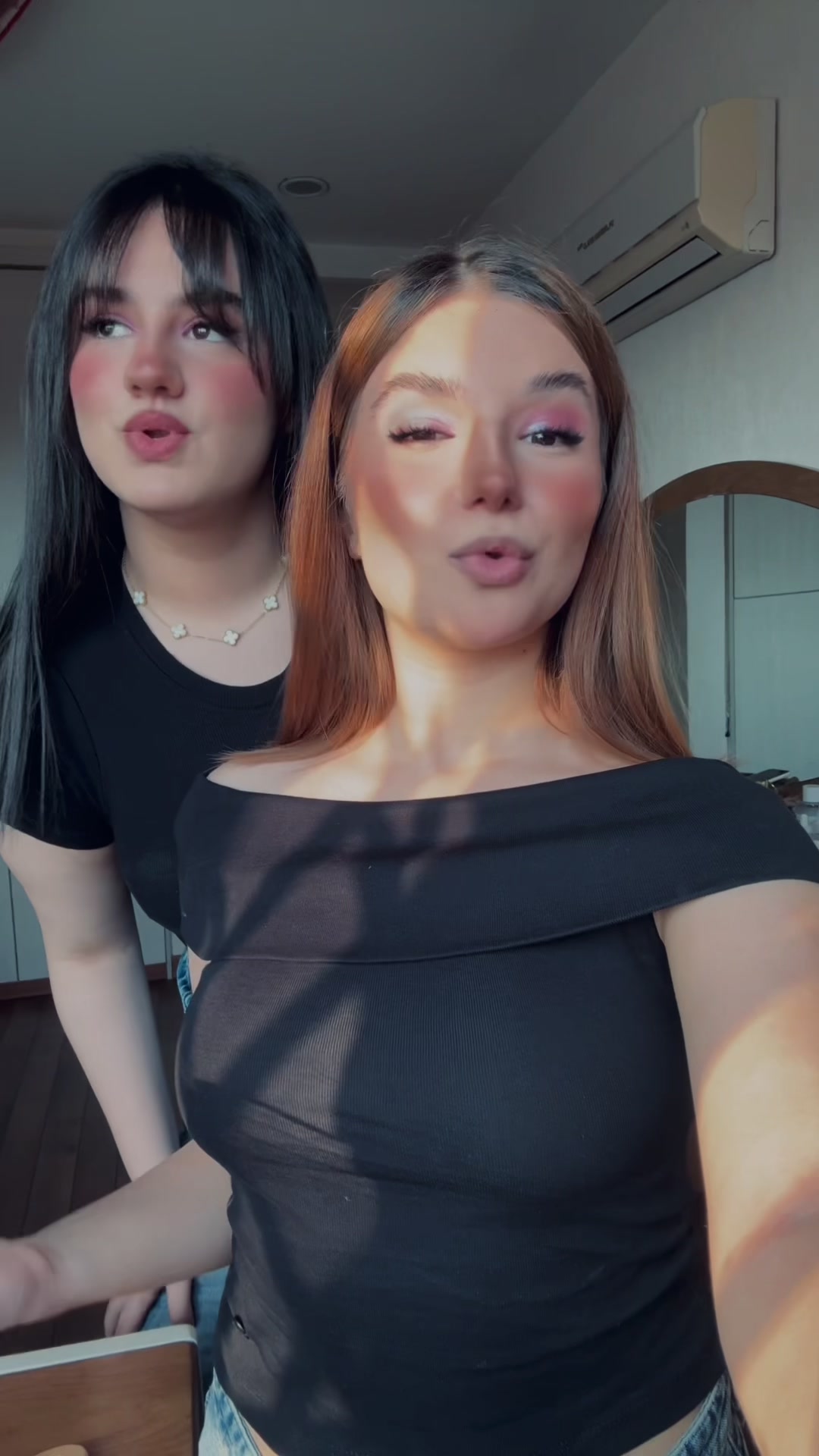 @KiKi