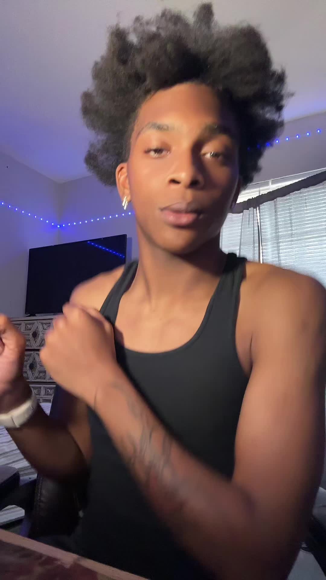 @dyl2amill