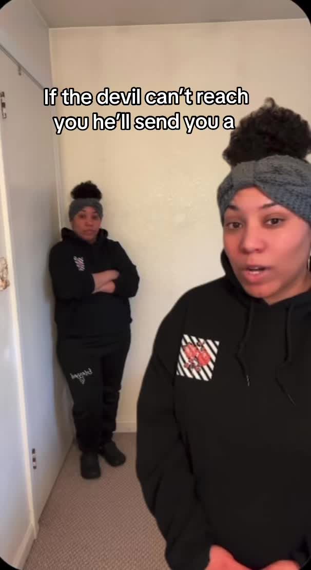 @Sophia