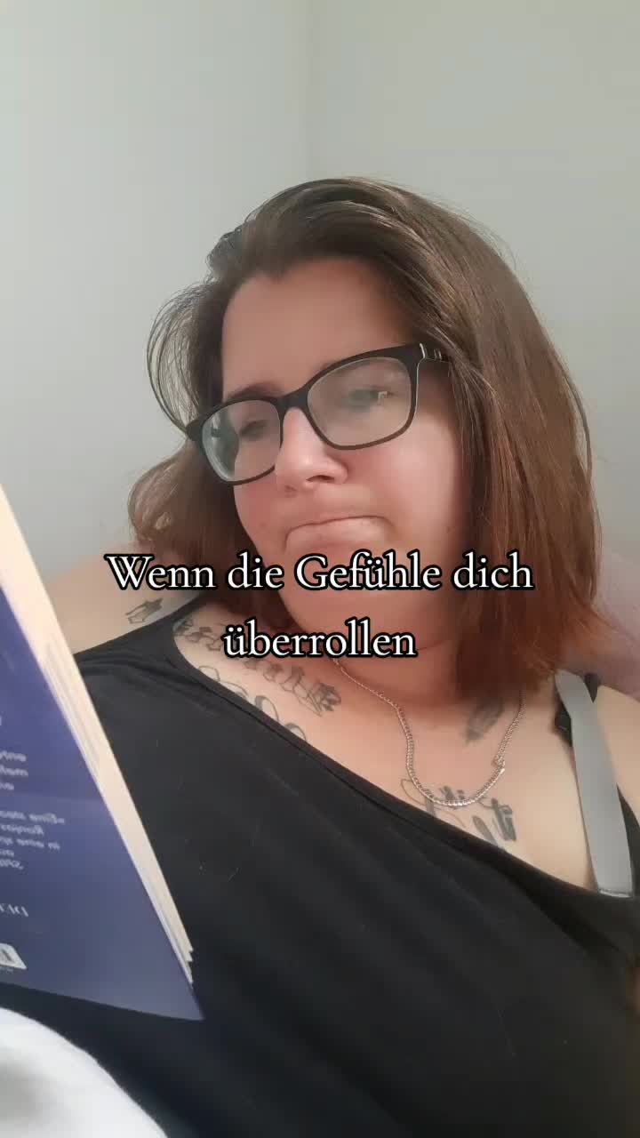 @Michelle Reads ✨️