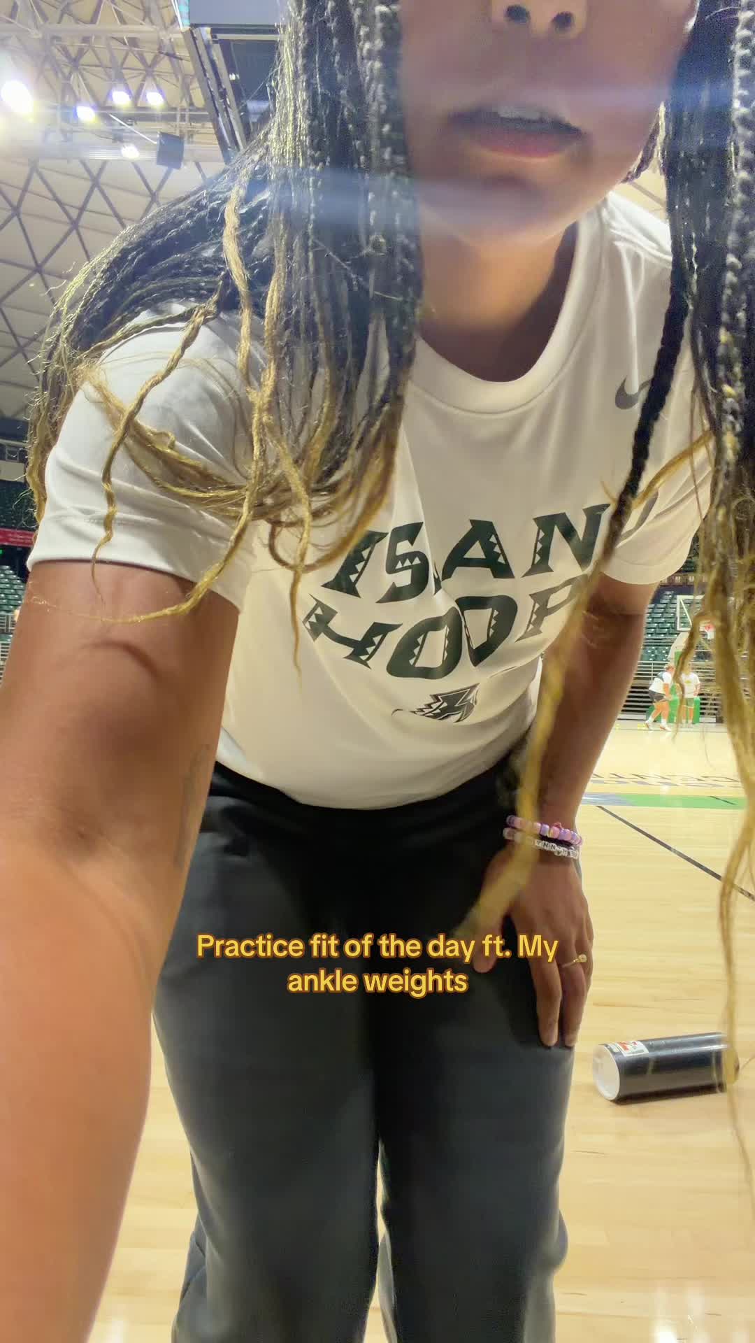 @Hawai’i | Moms in Sports
