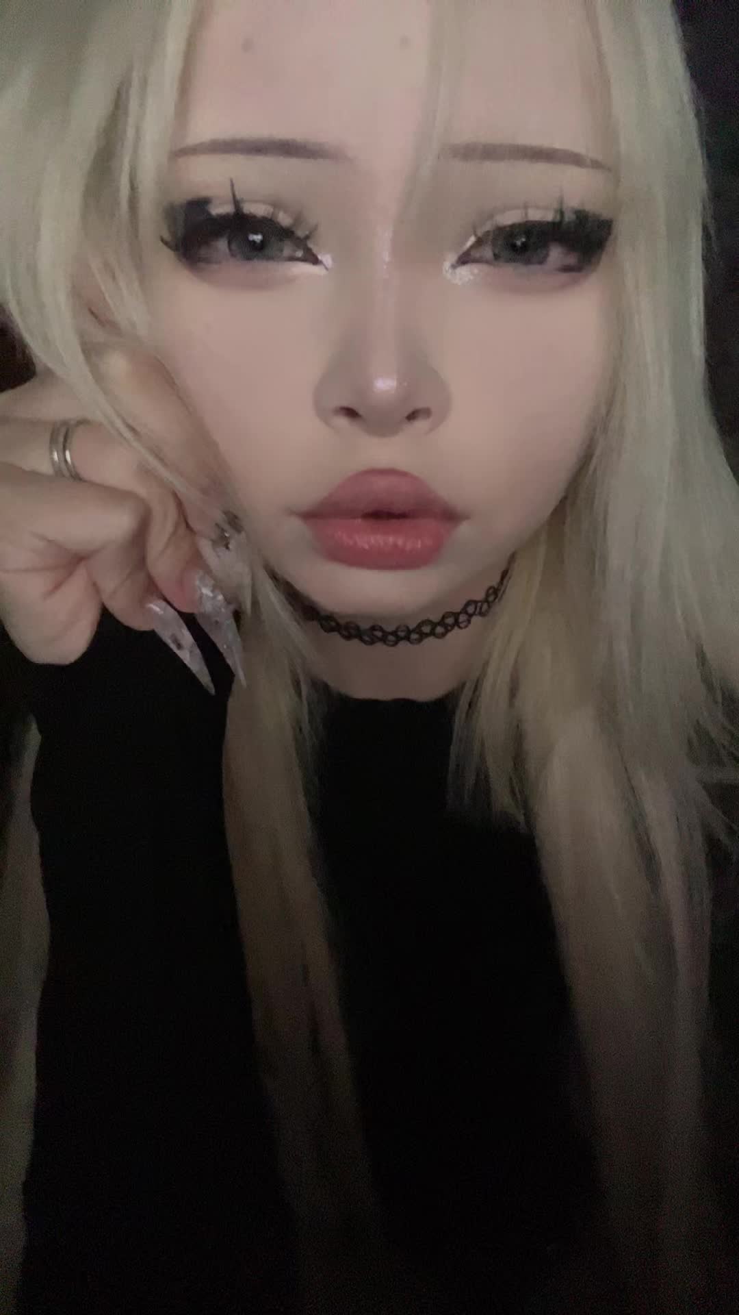 @корти^