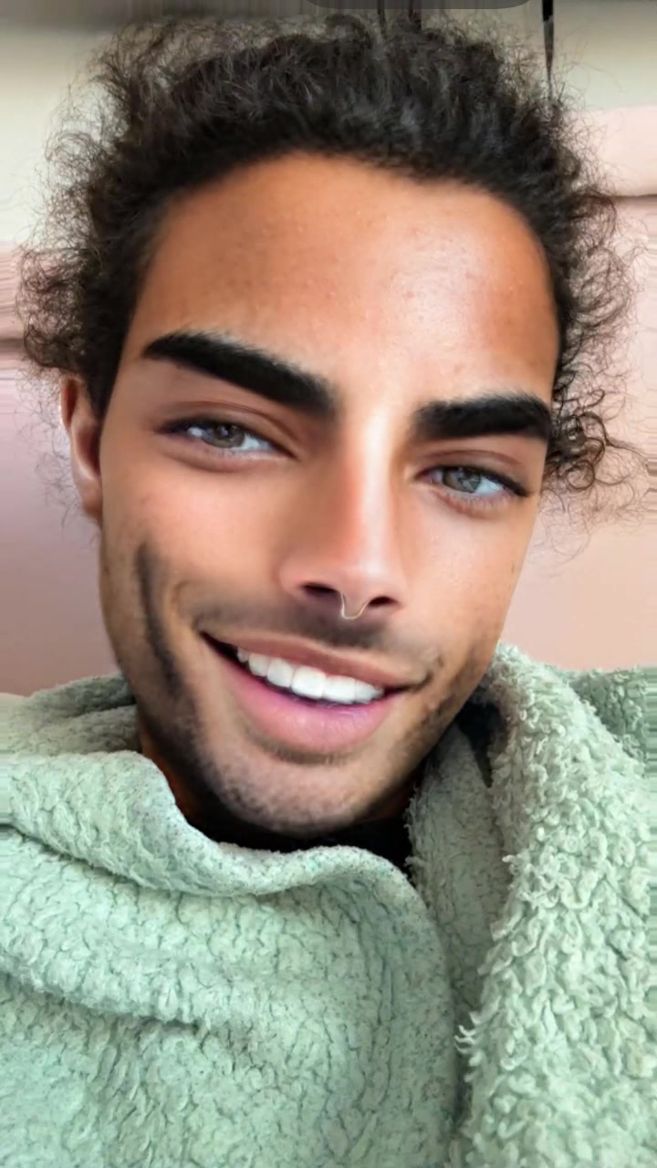 @jdubsメ૦