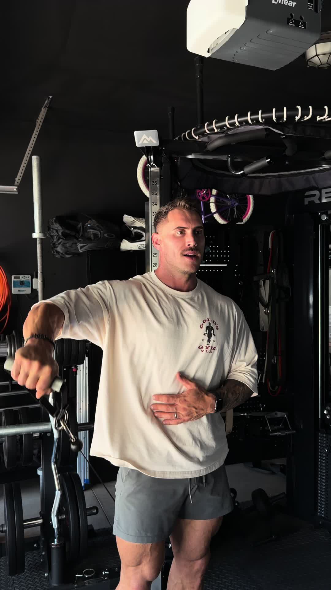 @Brady Barnes | IFBB PRO