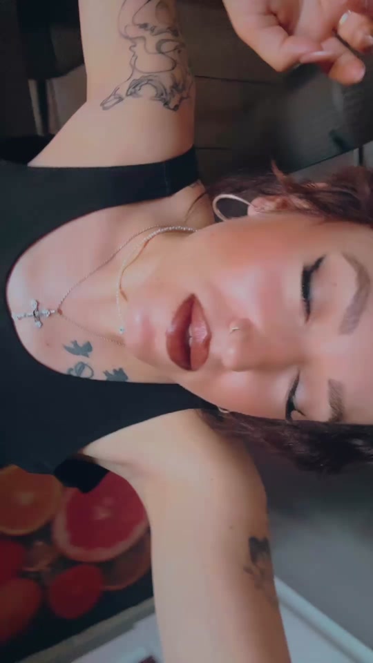 @Eleni ♥️ Laura