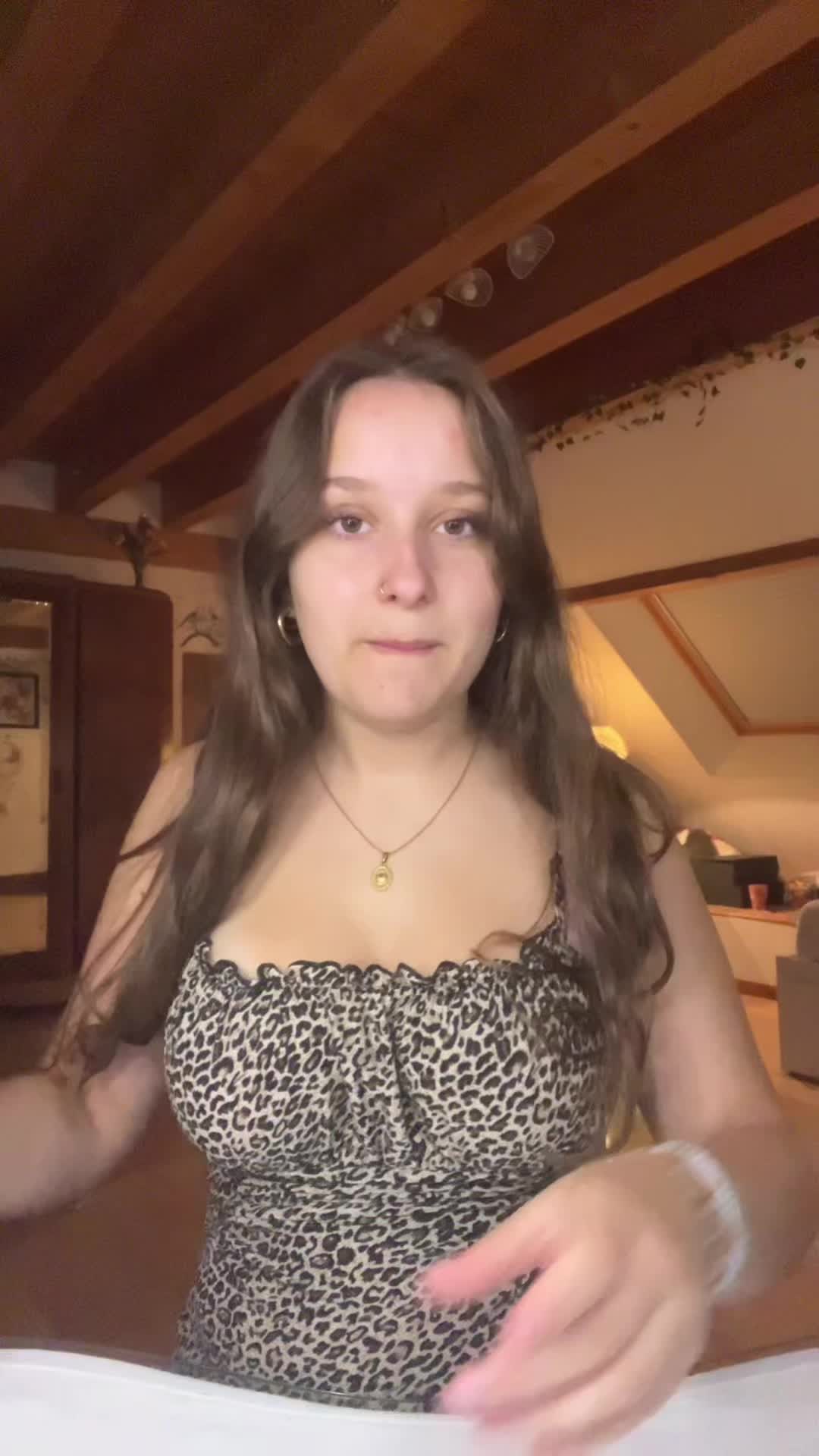 @eugénie