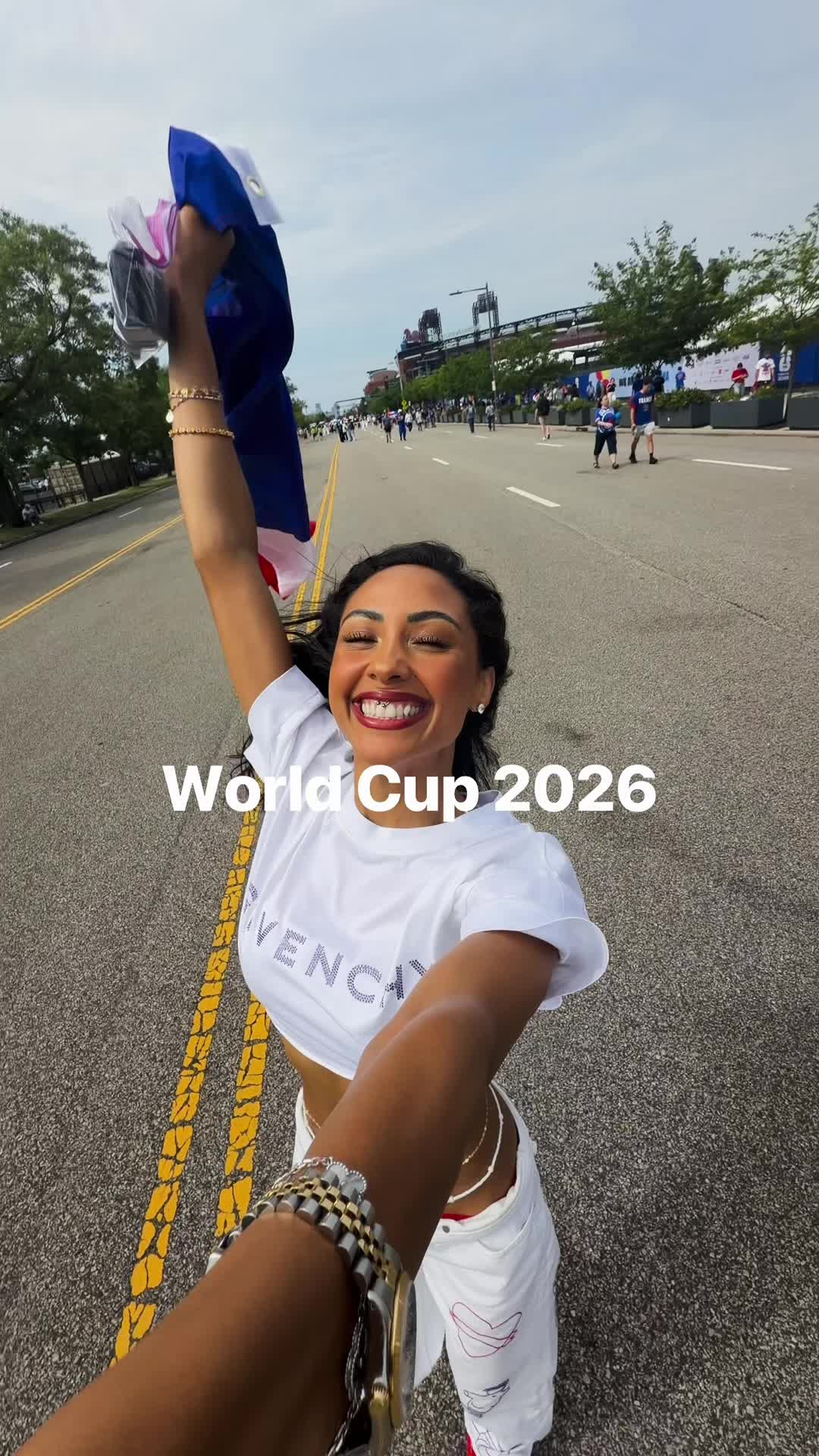 @nia