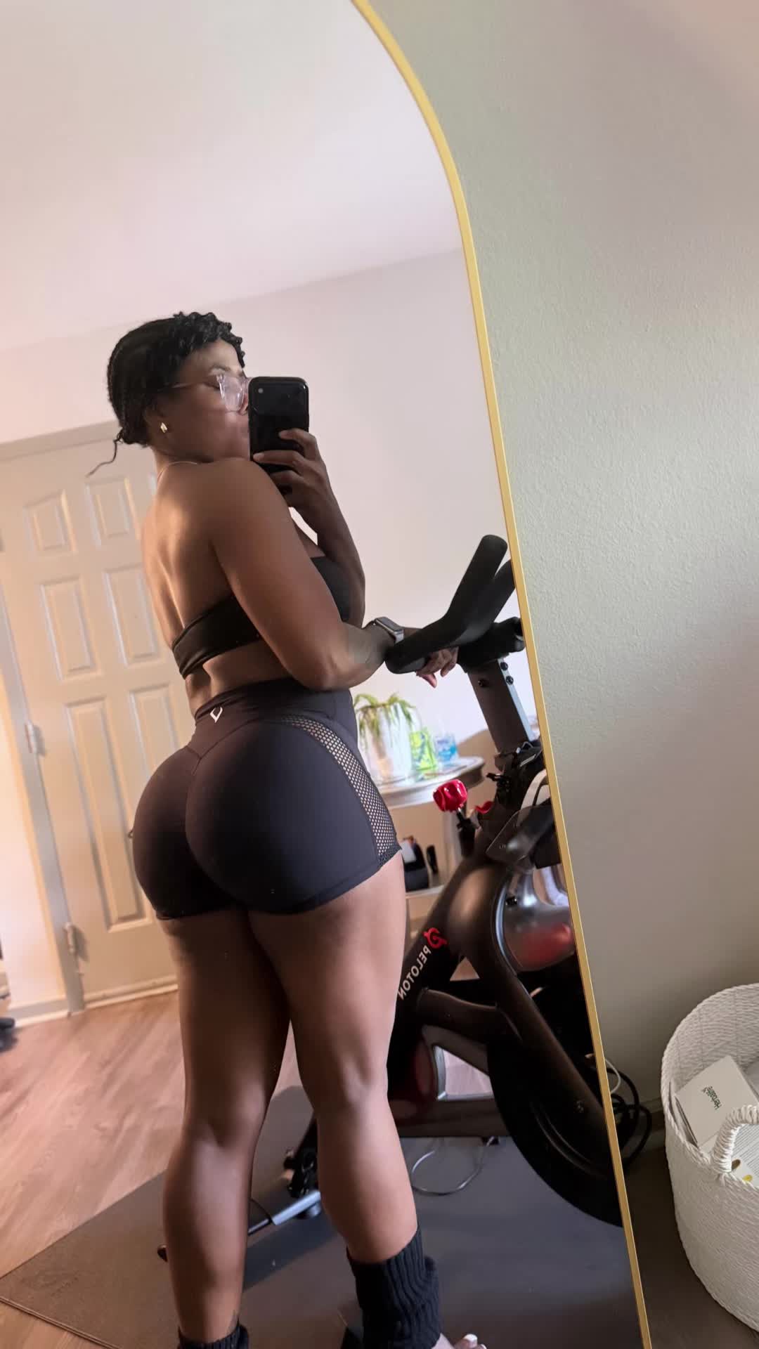 @miablondi