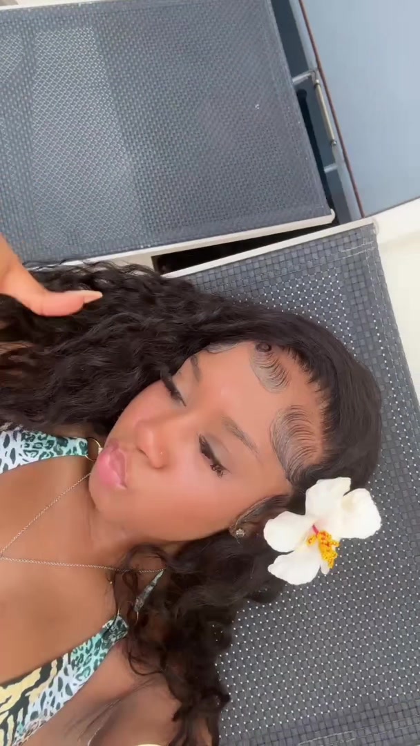 @nichole