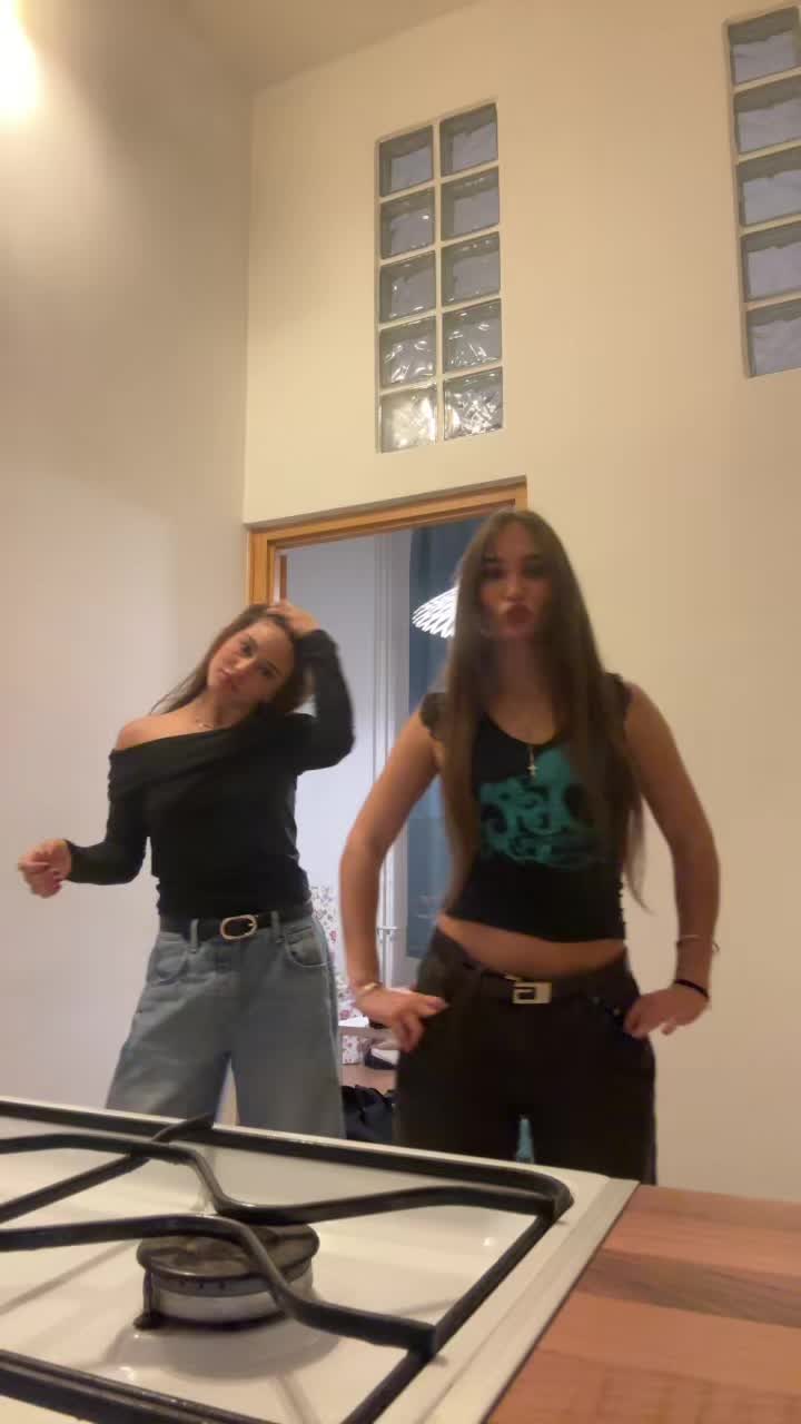 @Avajurick