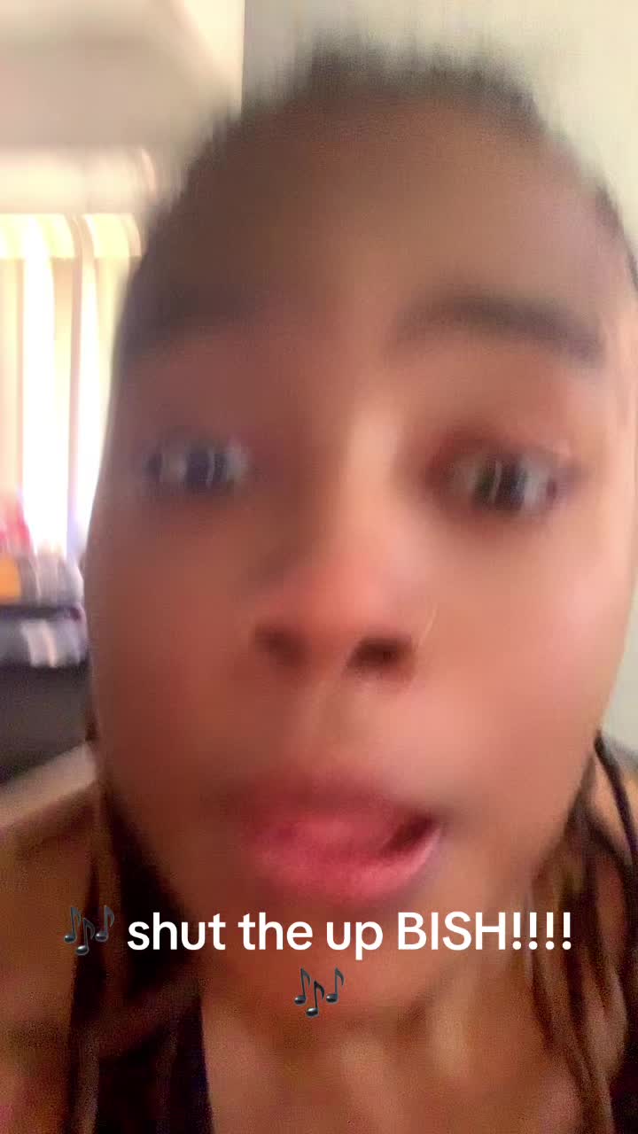 @pinky_am 🏳️&zwj;🌈