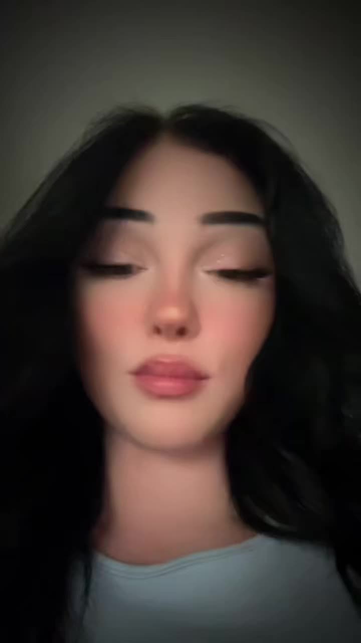 @𝐋𝐚𝐮𝐫𝐞𝐞𝐧.🎀