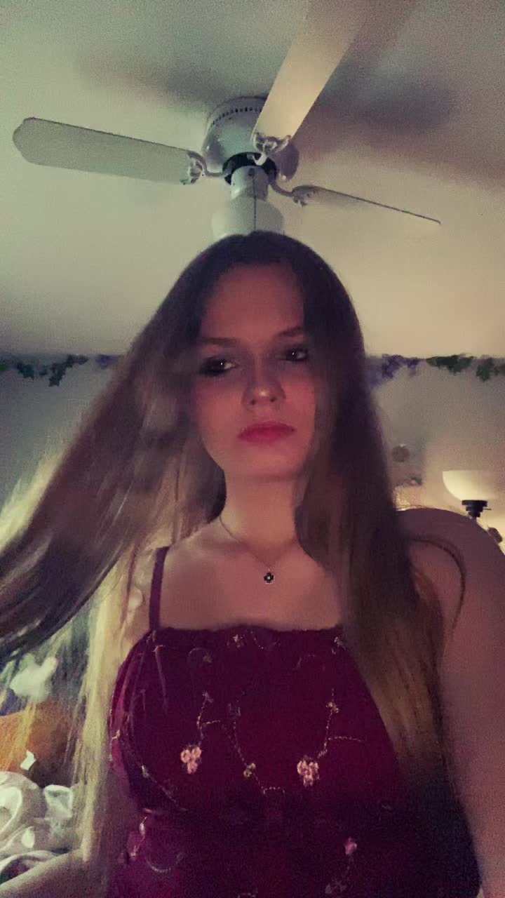 @Bri!!💗
