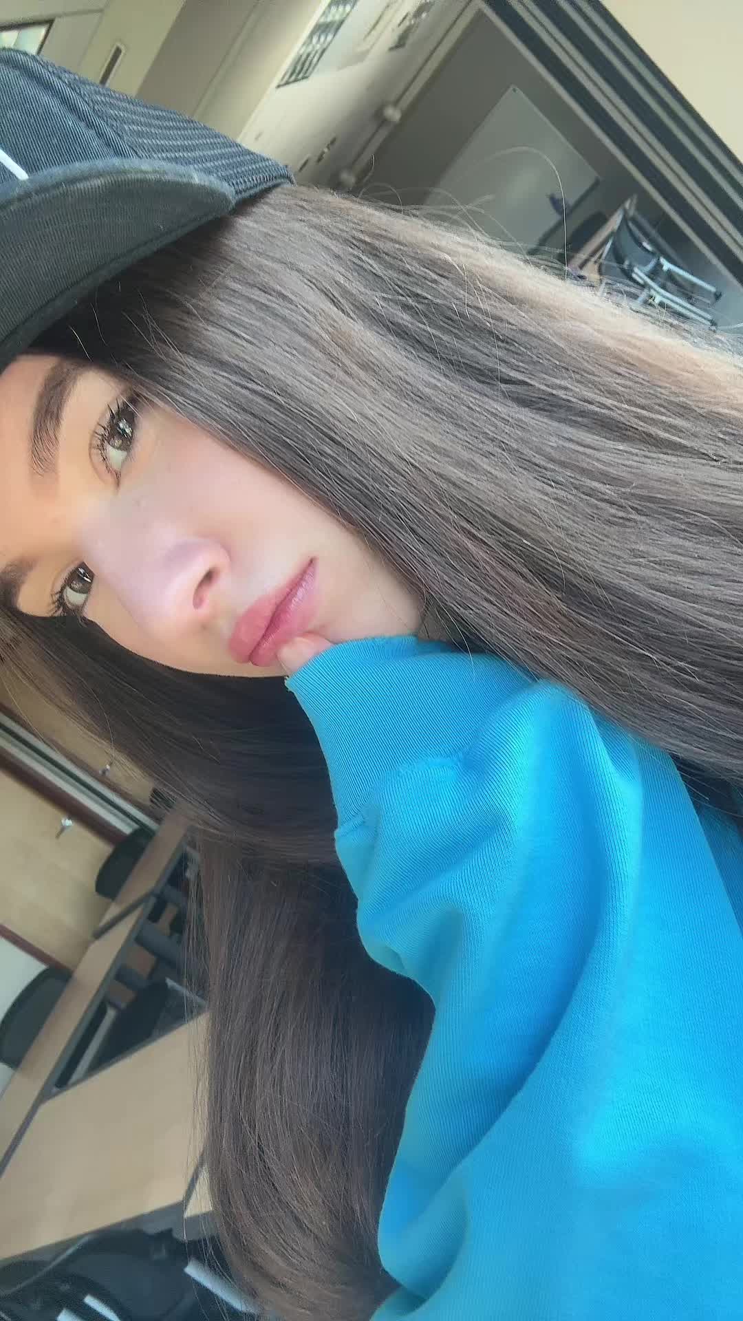 @vaxxrya