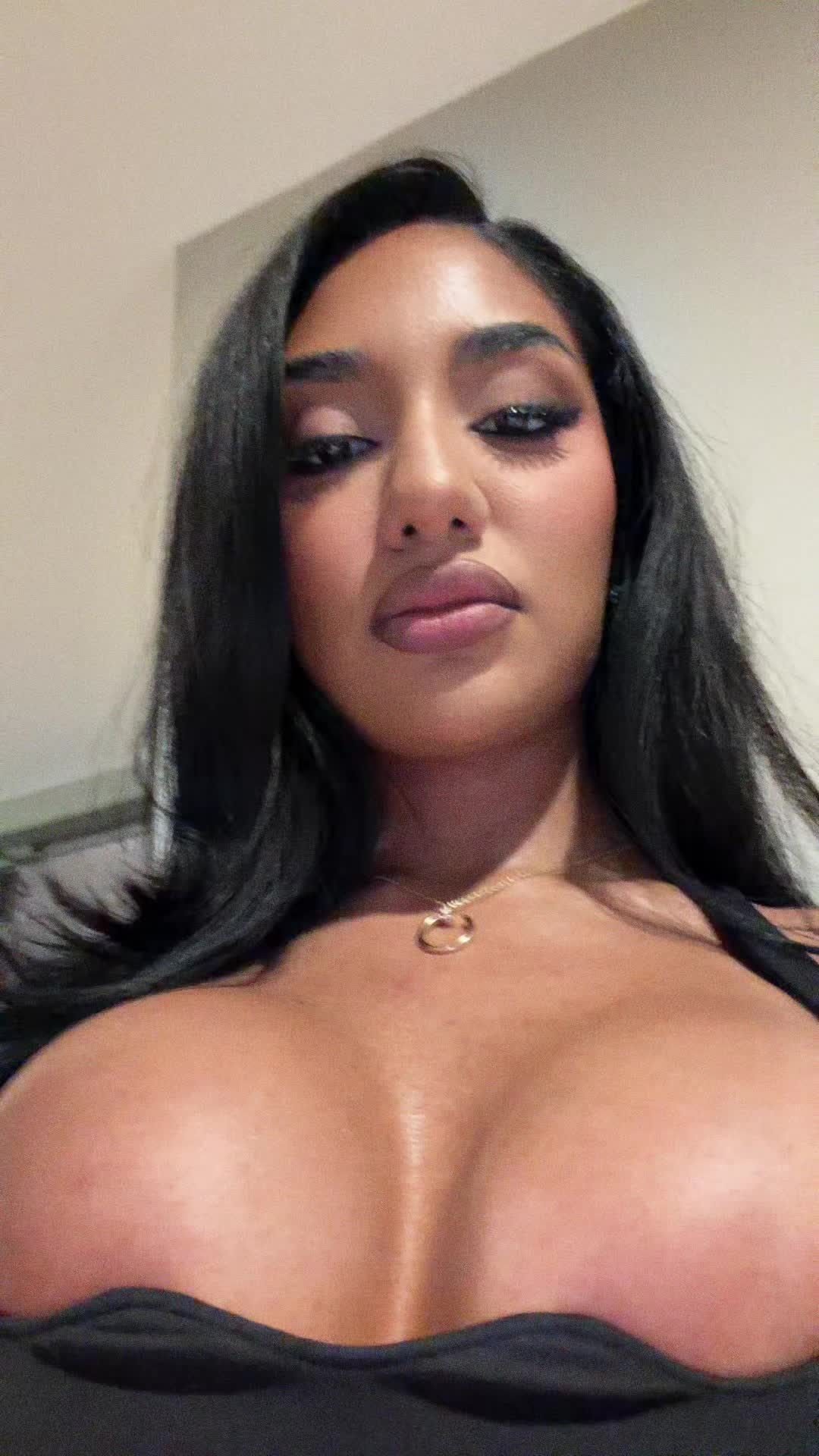 @irina_arias