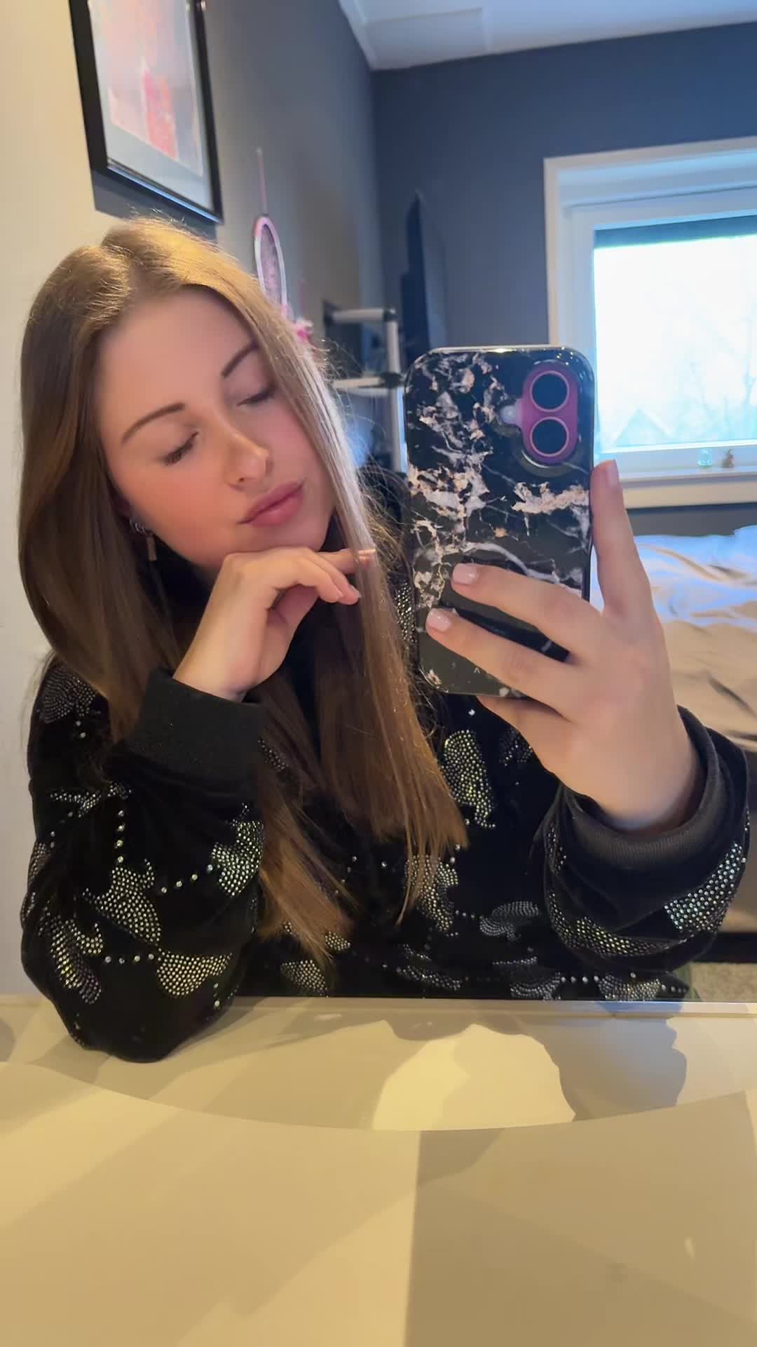@Caitlin_0344