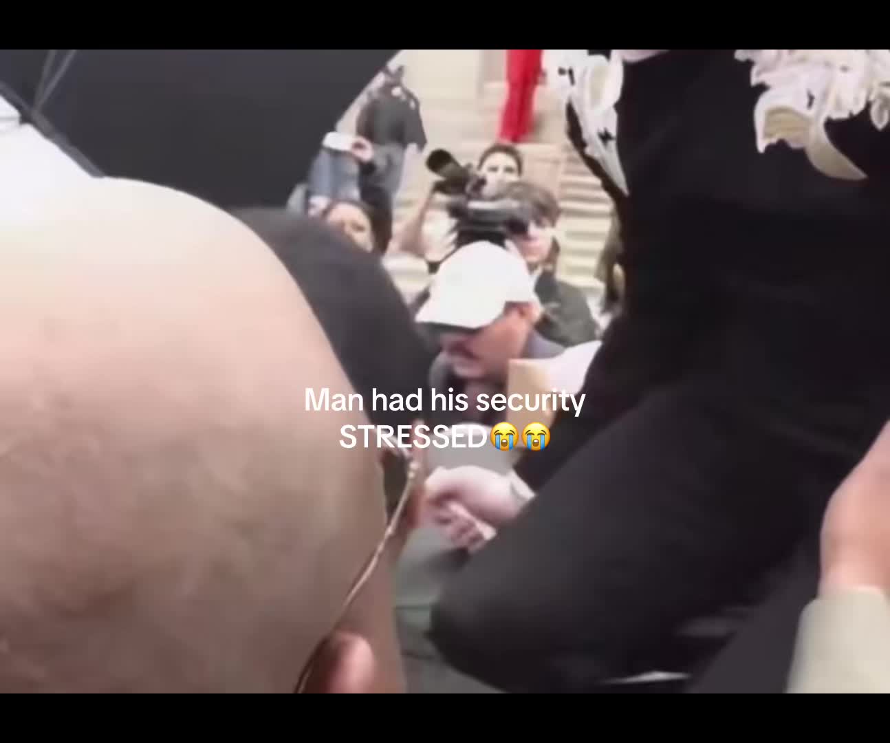 @𝑵𝑬𝑬𝑵𝑬𝑬 ᥫ᭡.