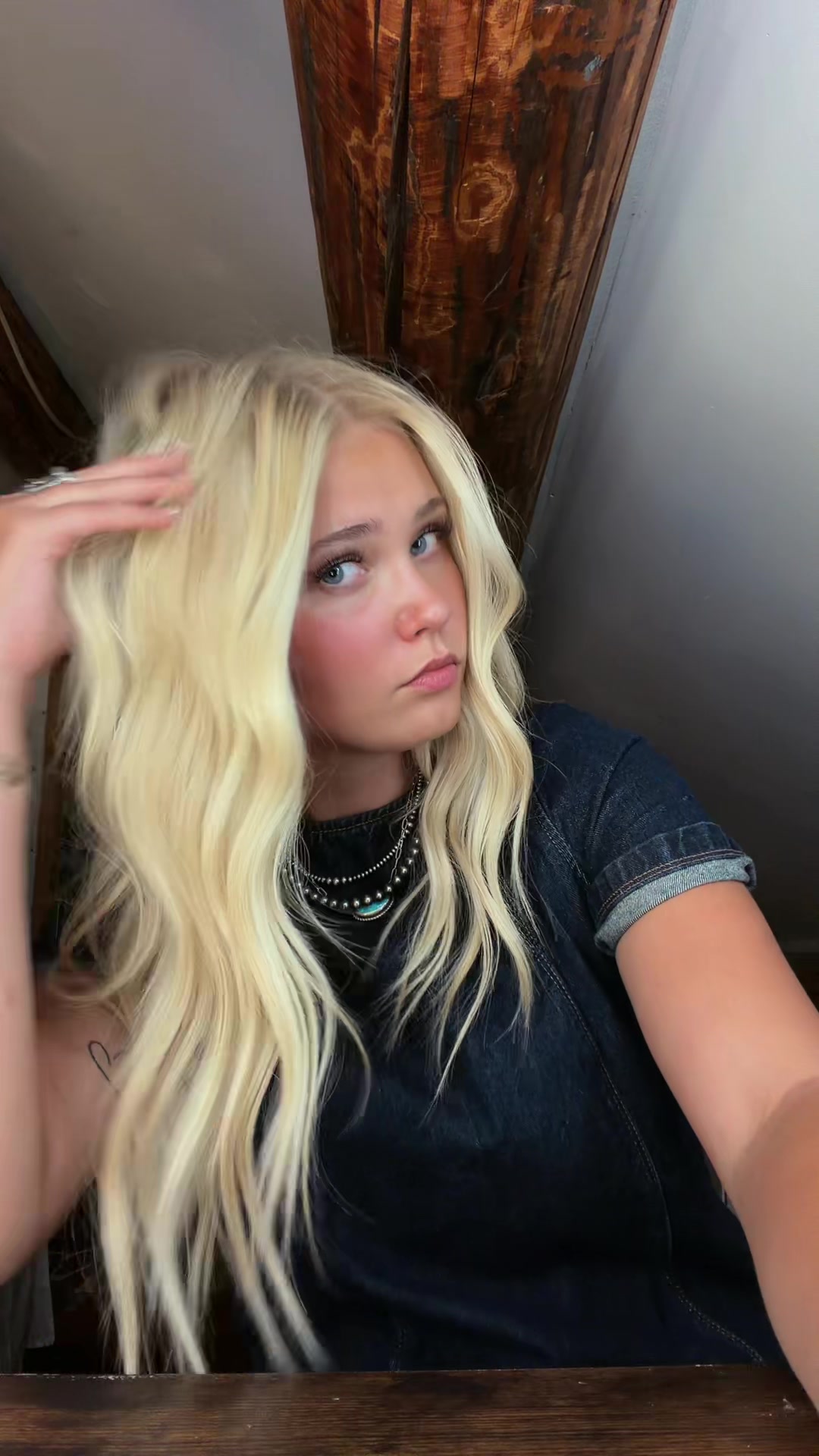 @lola.tabor