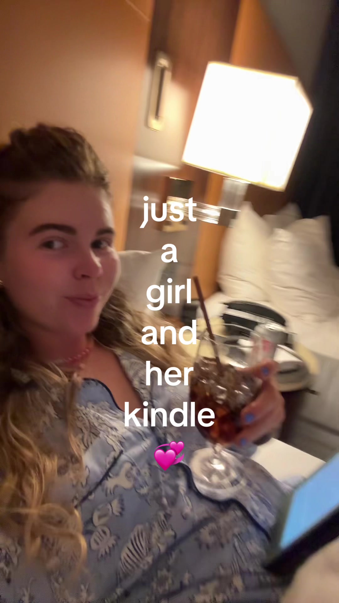 @zaralikestoread